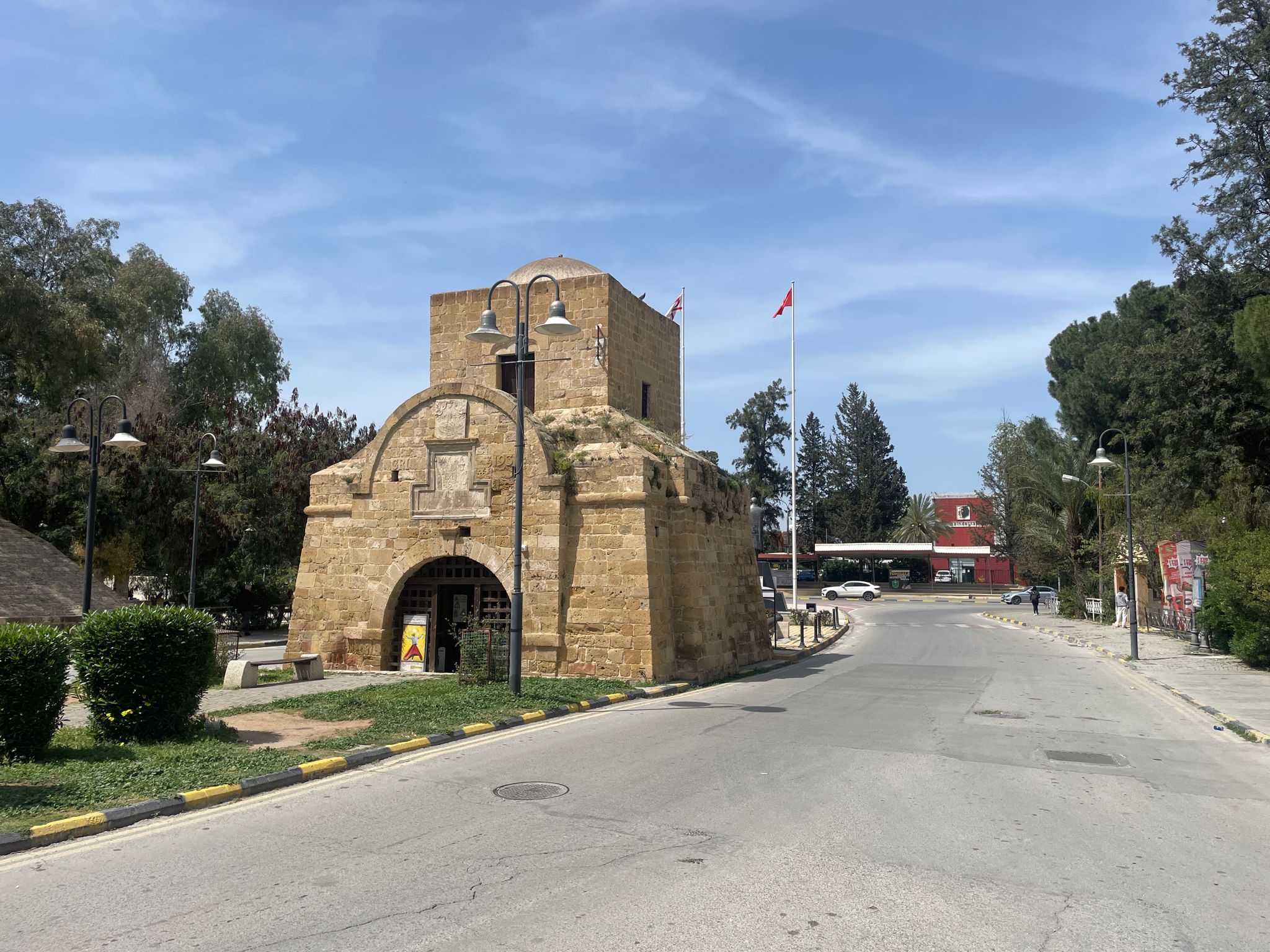 Das Kyrenia-Tor ....