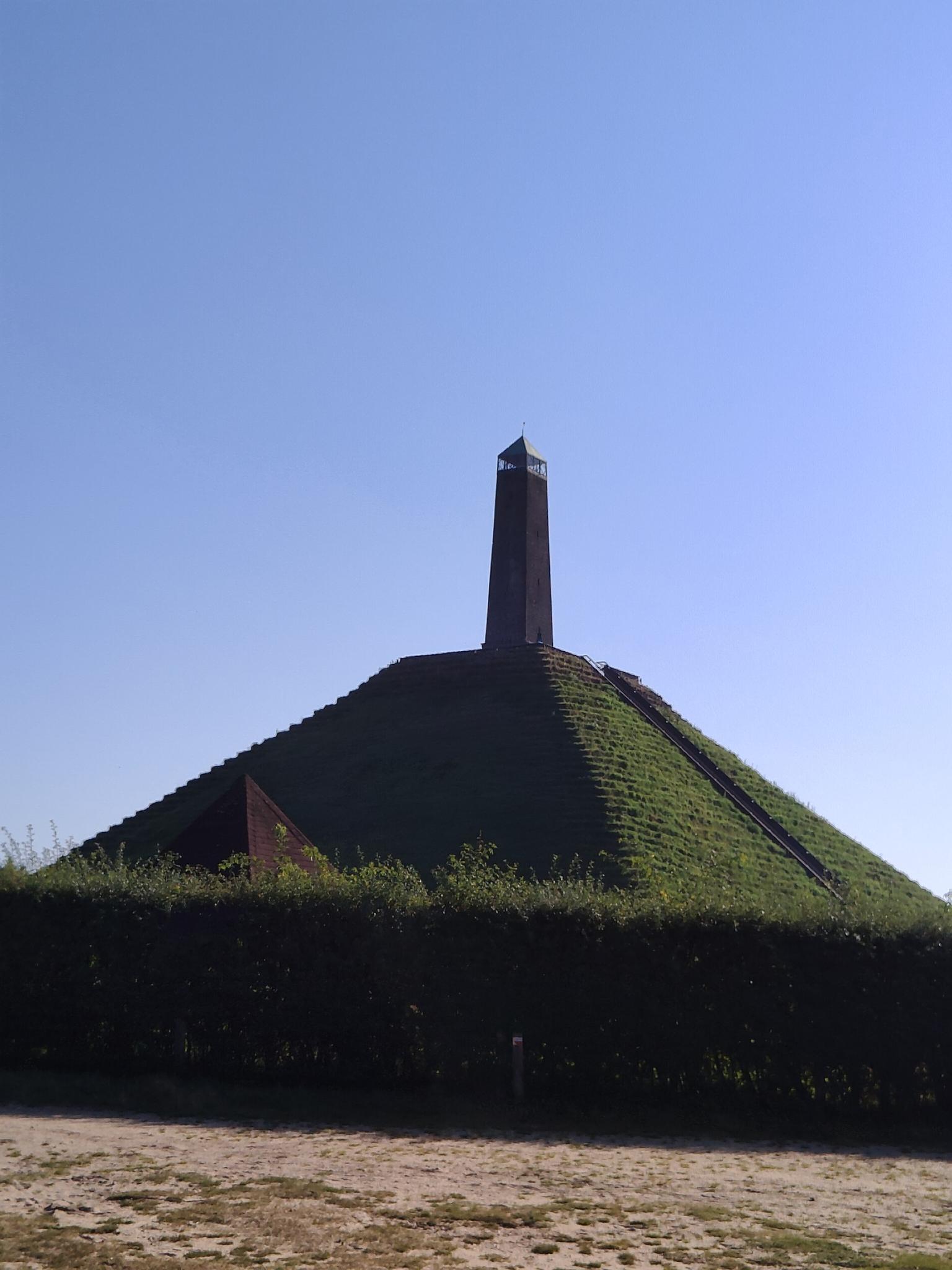 192146b6363?width=3072&height=2304&crop=false&q=70