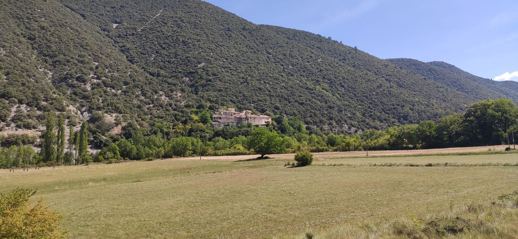 Blick nach Saint-Léger-du-Ventoux