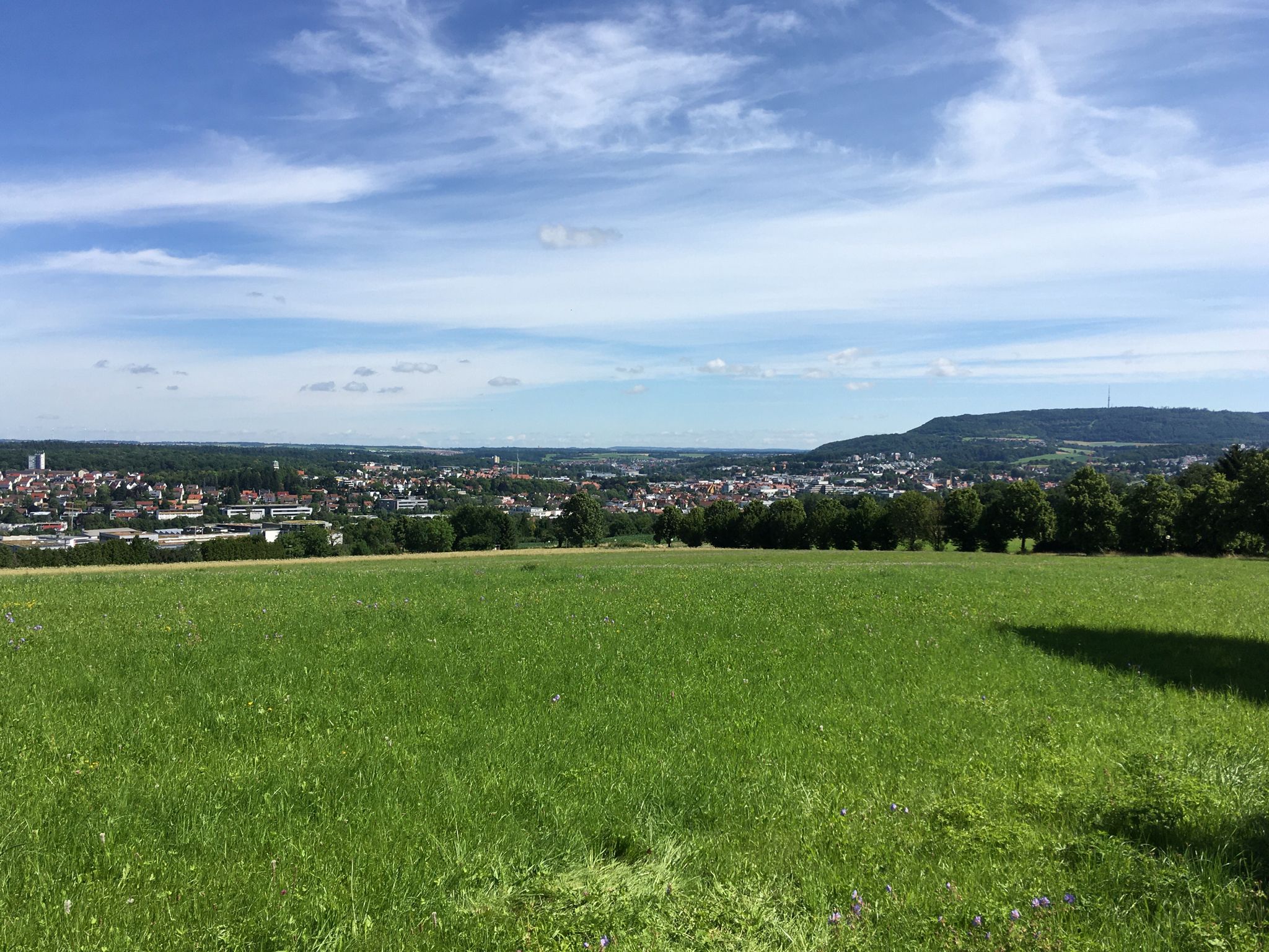 Aalen im Vordergrund. Und hinten der Braunenberg. Dort wollen wir hin.
