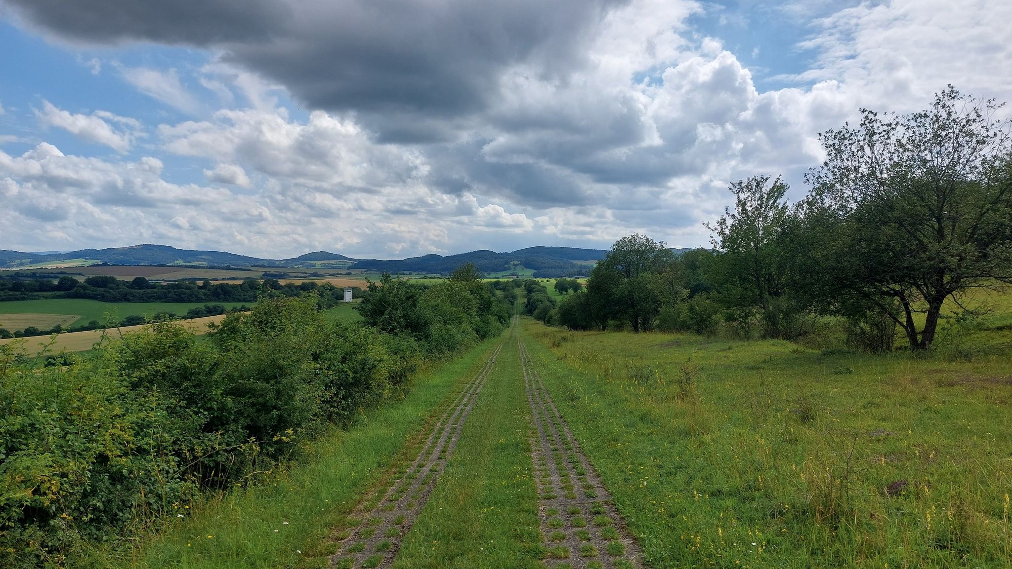 Auf dem Kolonnenweg, Teil der DDR Grenzanlage