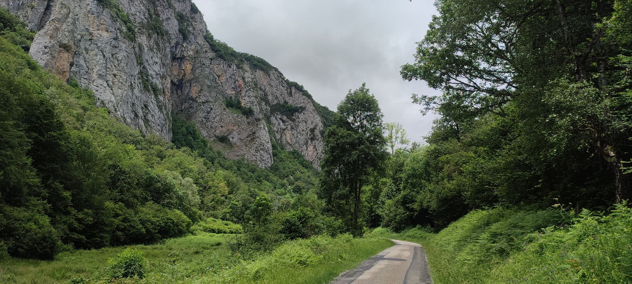 wellige D20, Route de Corniches, mit auf und ab