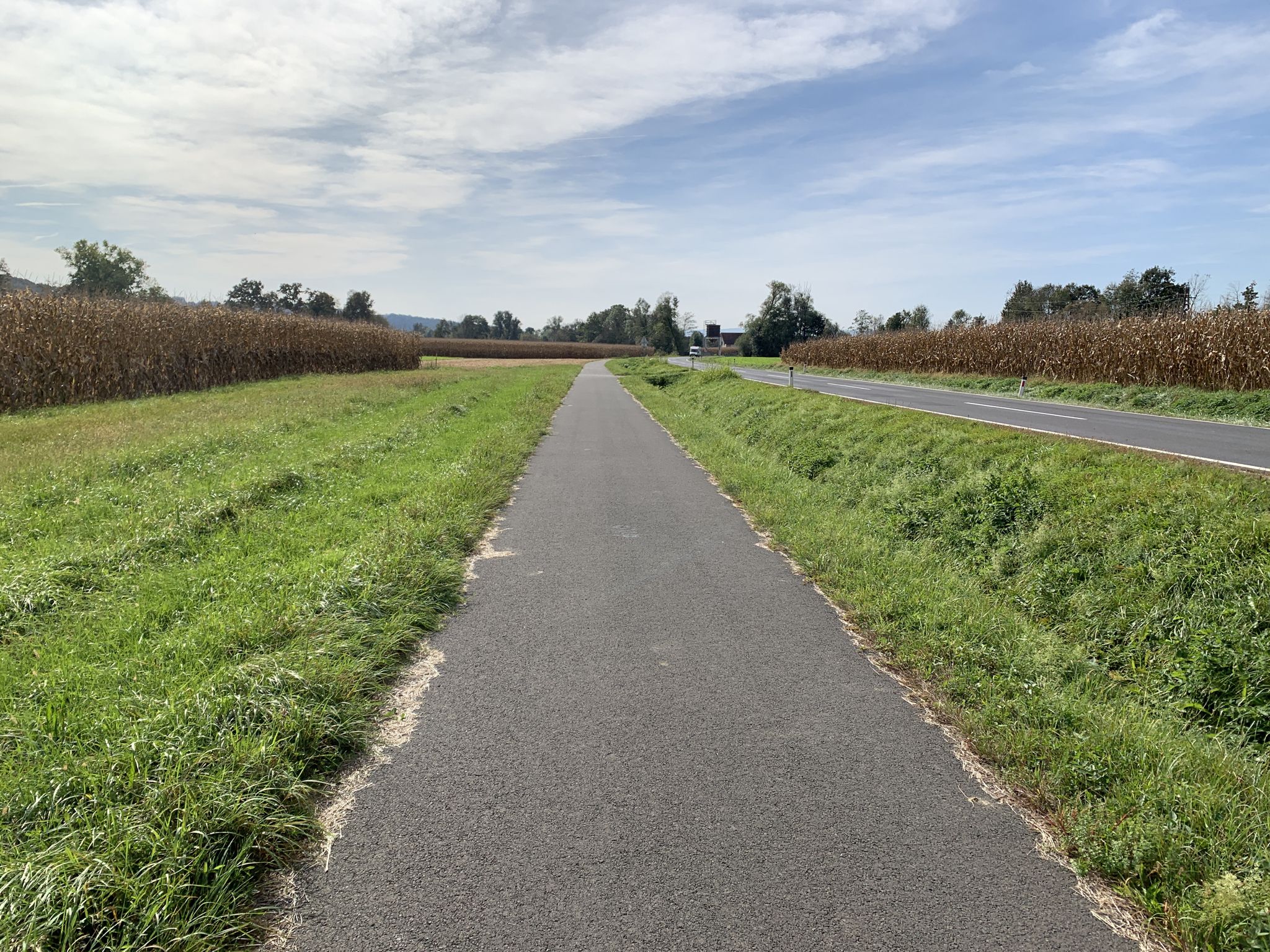 Radweg an der B73