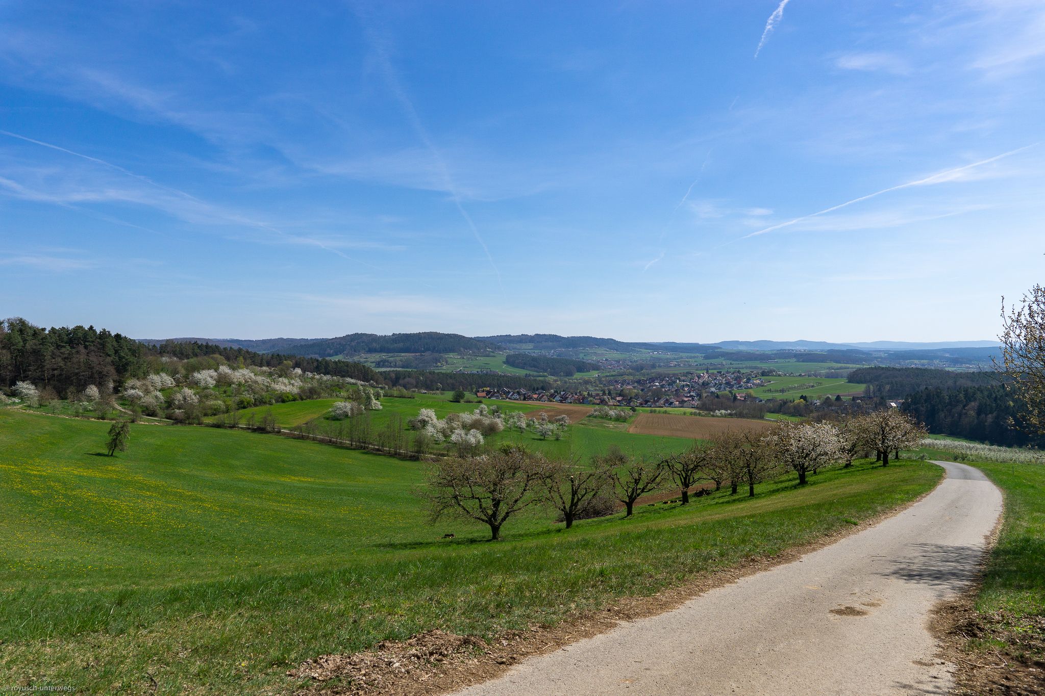 Blick nach Unterlindelbach und Stöckach