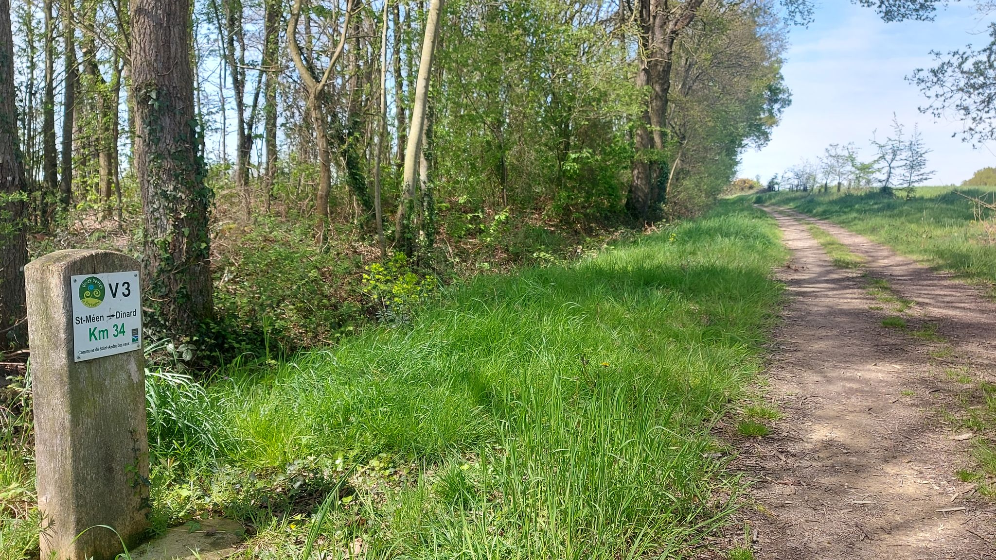 jalon de l'ancien tracé de la V3