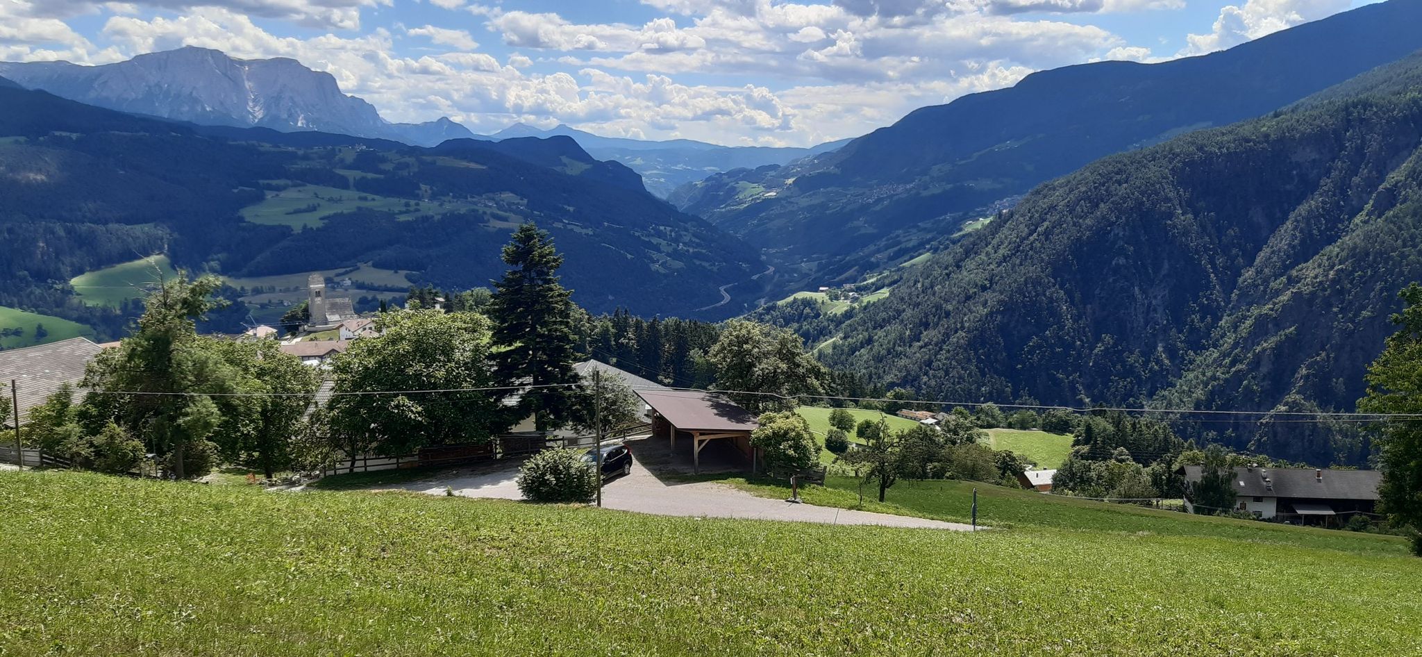 letzter Blick ins Eisacktal - der Wurm is die Autobahn