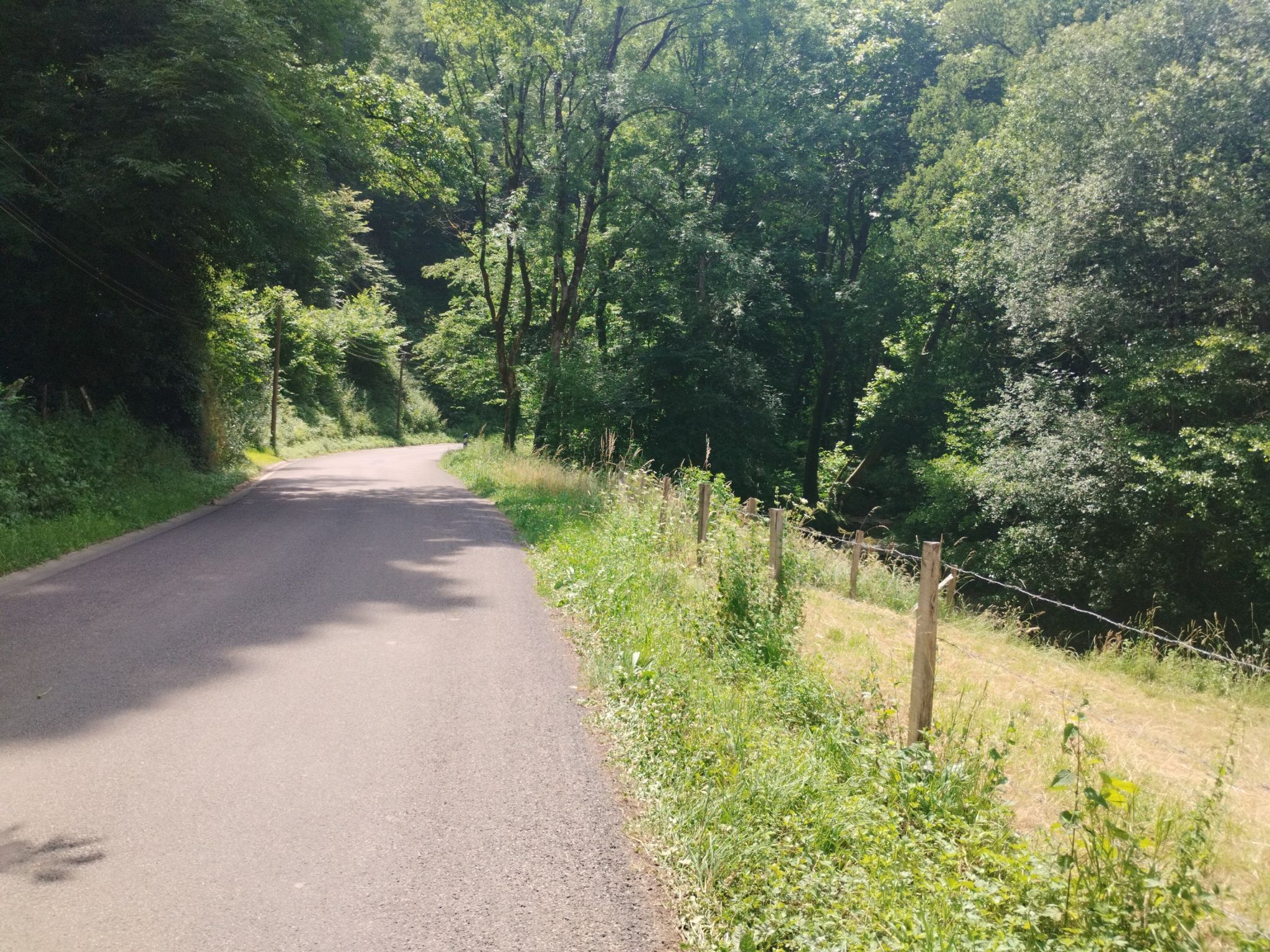 kleine Straße nach Saint Cere
