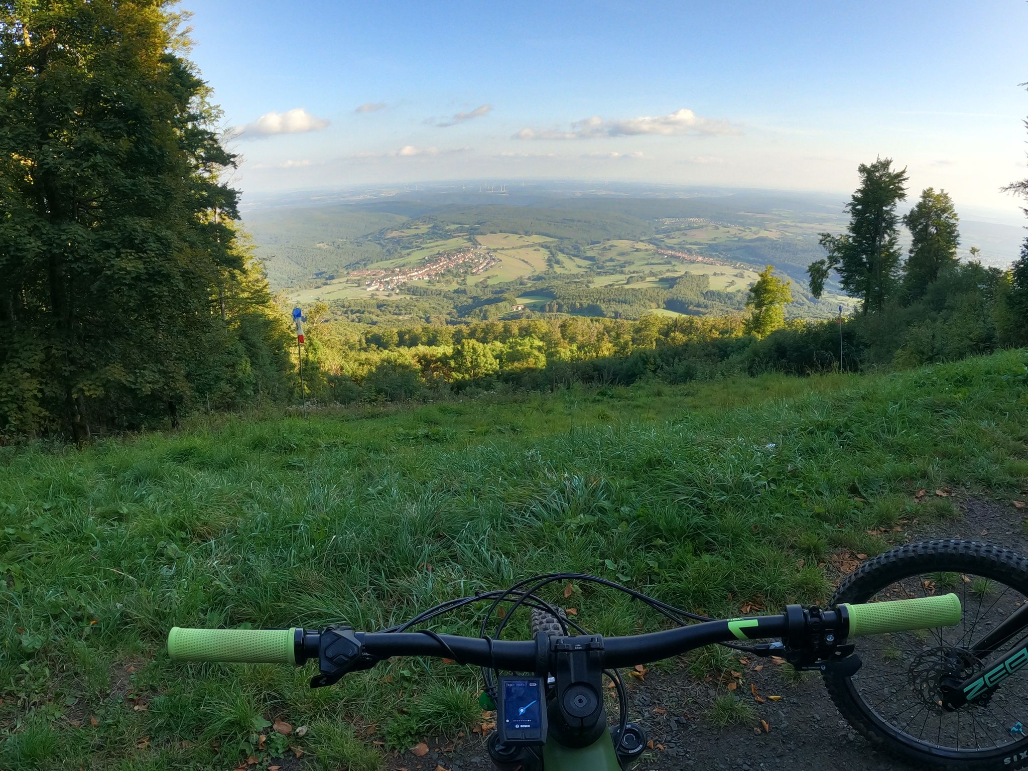 altes winora rennrad B 270.F E-Bike generalüberholt 26 Zoll Mountainbike Fully motor-model__performance-cx-gen-4 Color:Emerald-Plum-Cyber-Lime (170)