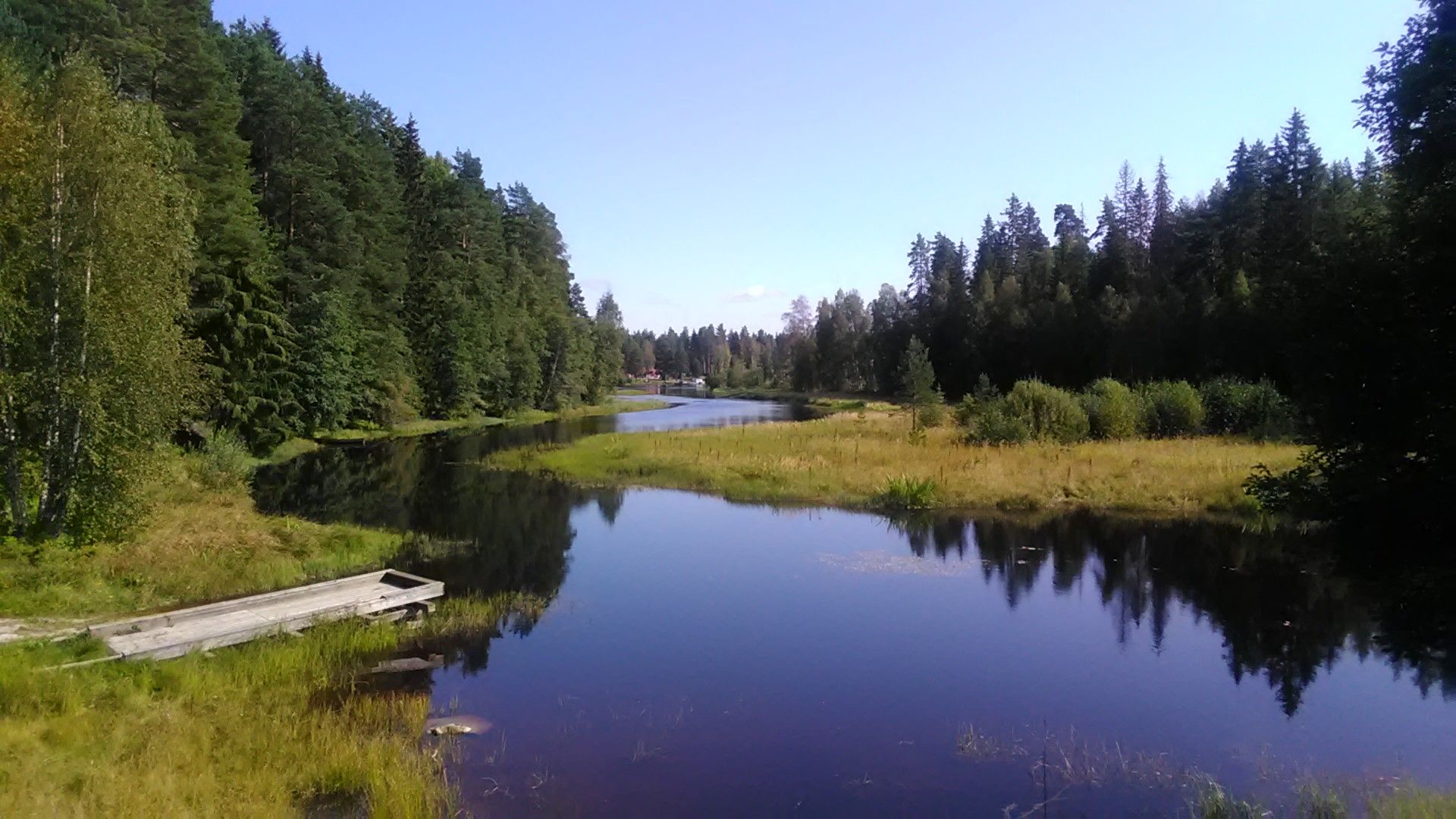 schneller Blick von der Straße auf den Österdaläven