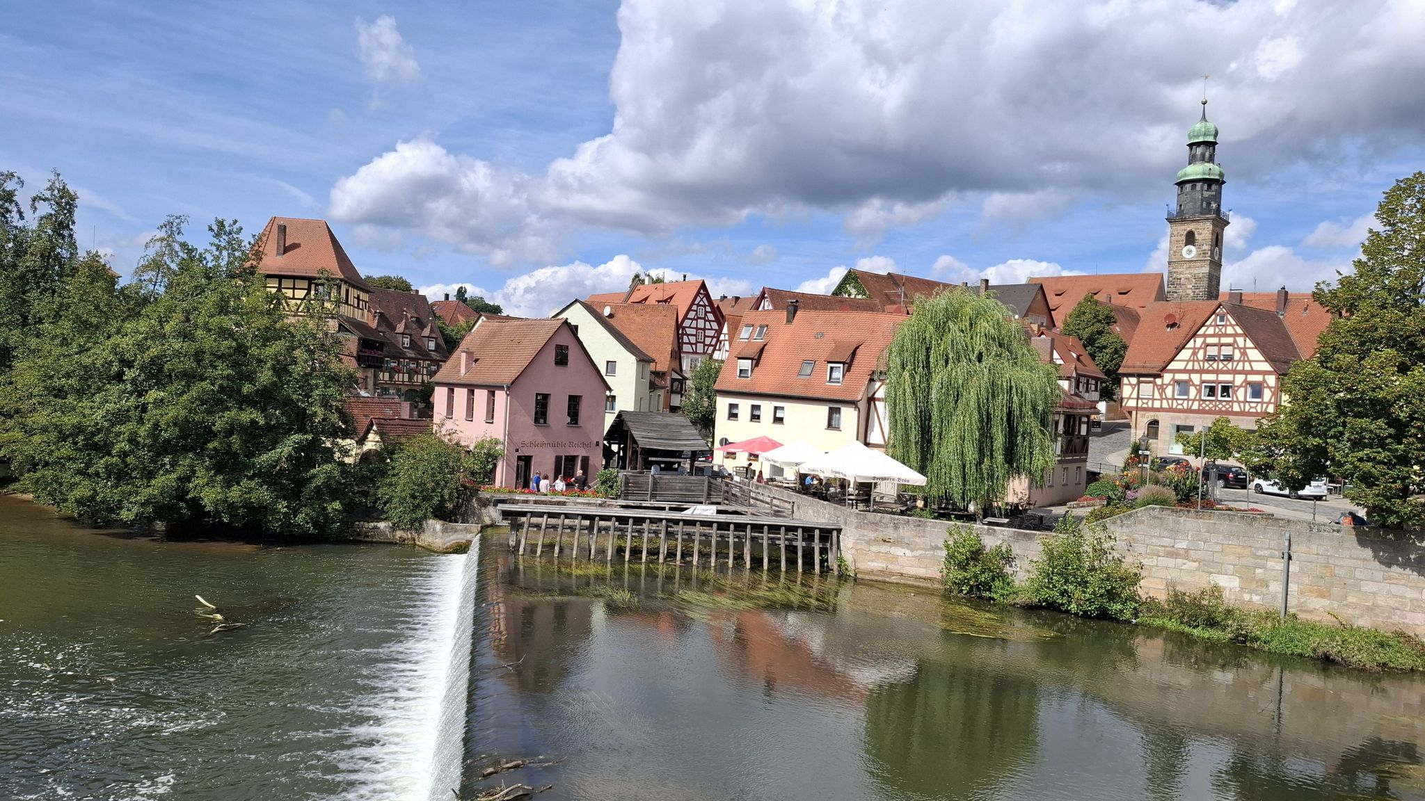 Blick Richtung Altstadt und zur Schleifmühle