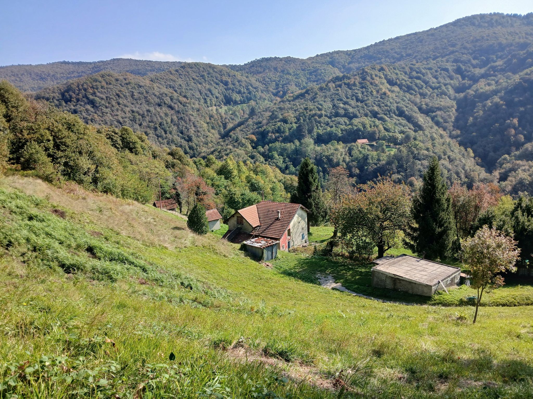 Valle Ponzema, un tempo glorioso osteria con cucina