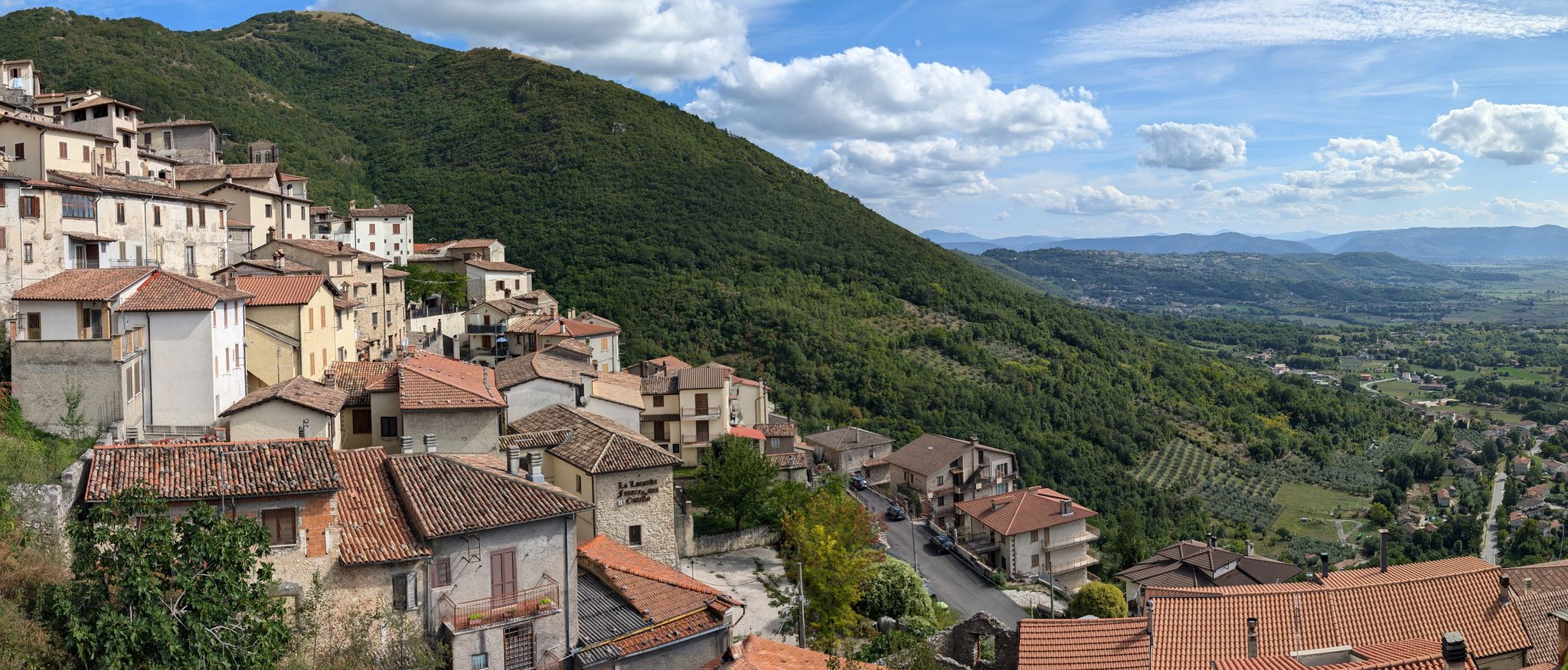 Poggio Bustone im Panorama