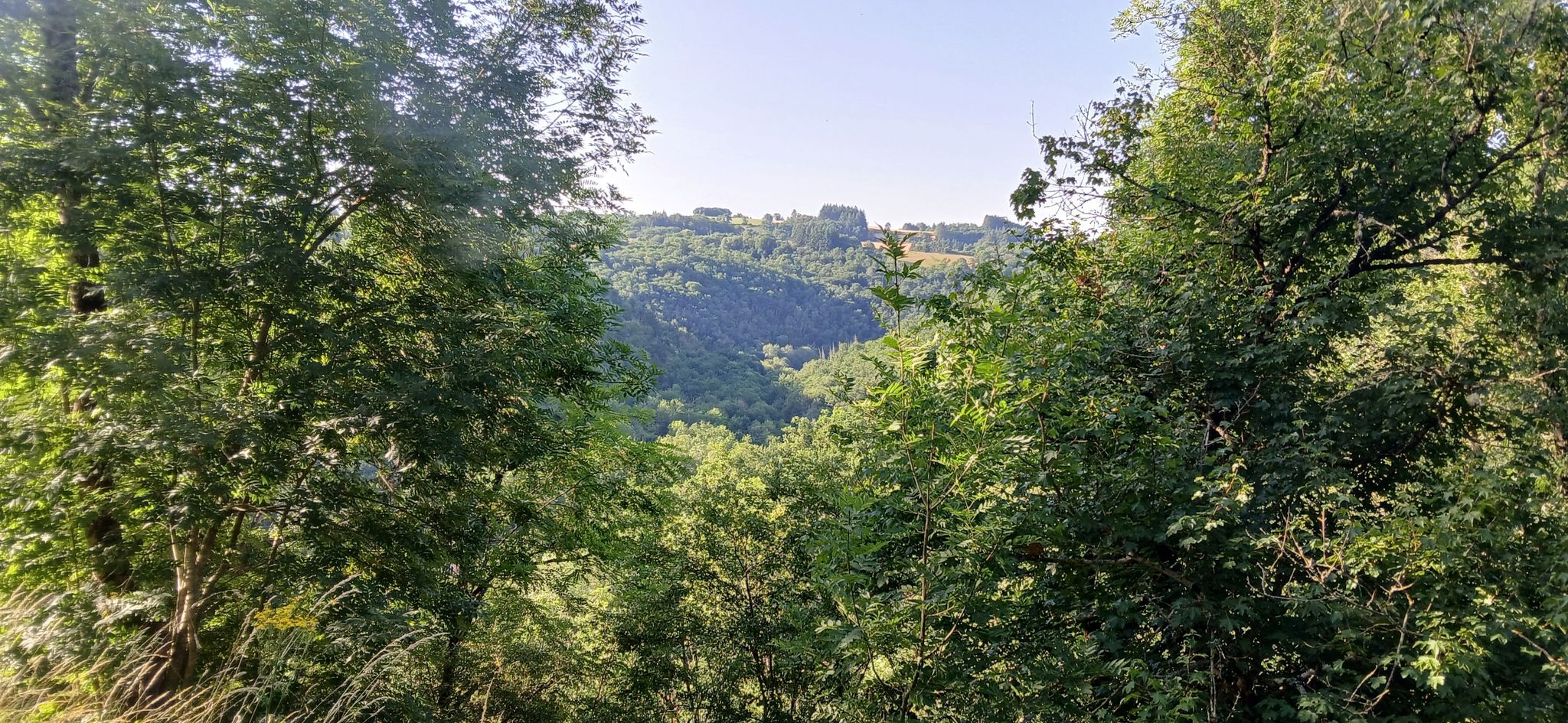 Point de vue magnifique sur la Vallée du Cher, après le lieu-dit Le Mur.