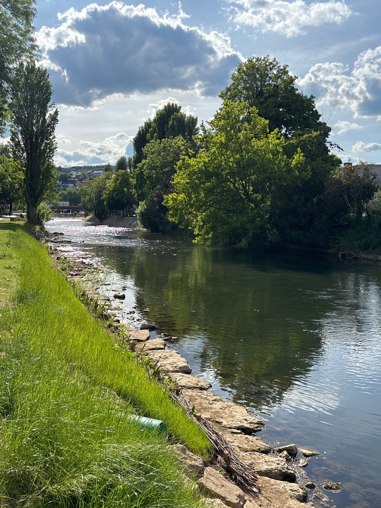 Radweg entlang der Sauer in Ettelbruck
