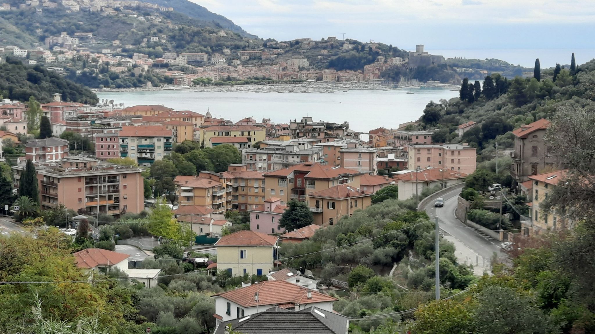 Blick auf San Terenzo und Lerici