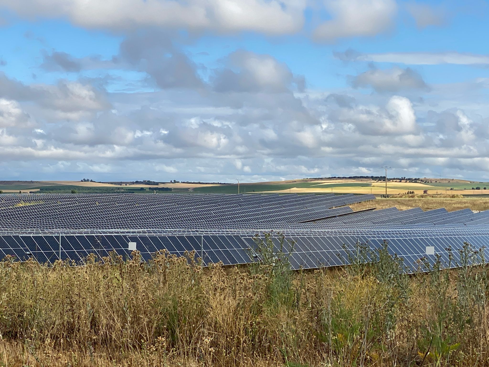Riesige Photovoltaikfelder bei Medina del Campo