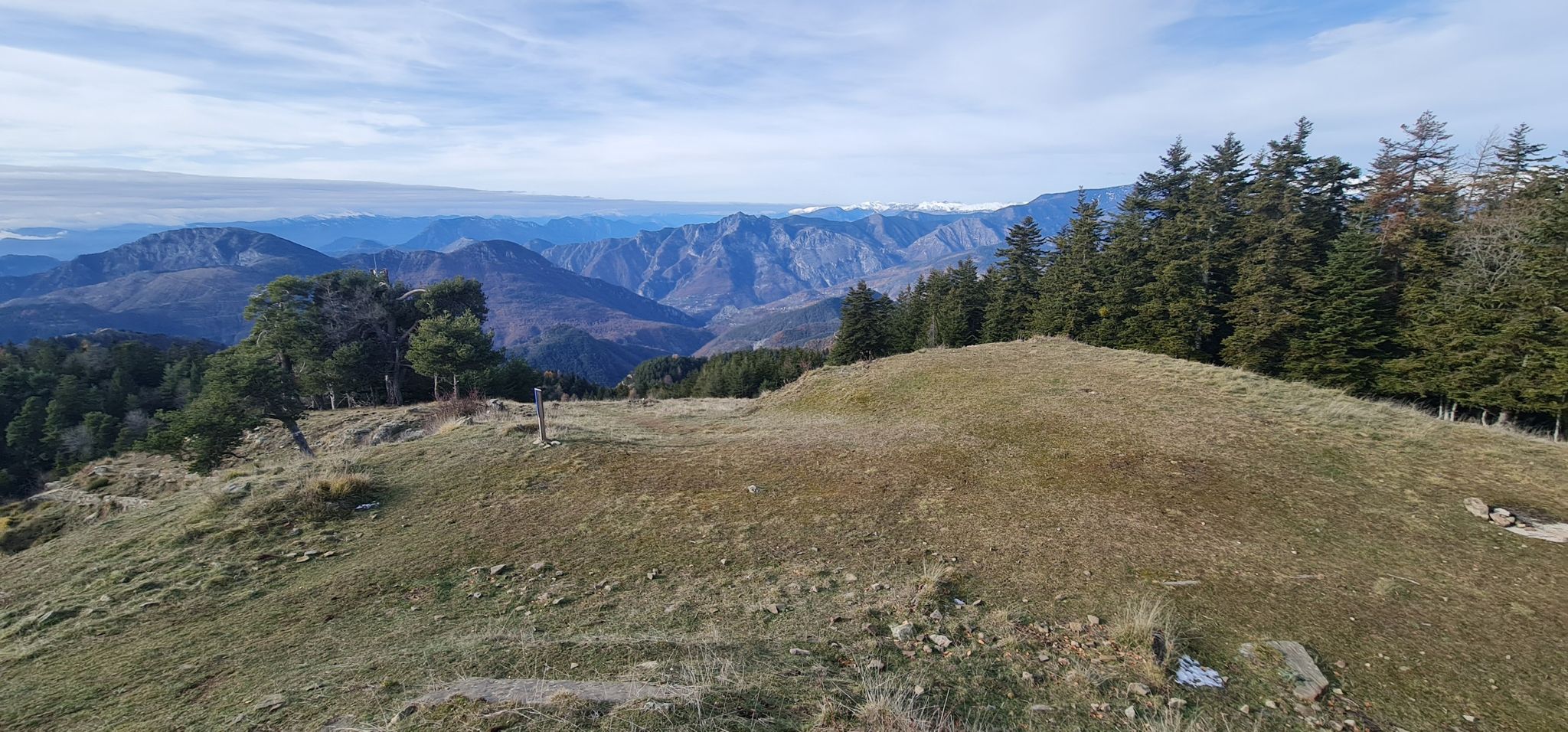 Sur la cîme de Peïra Cava