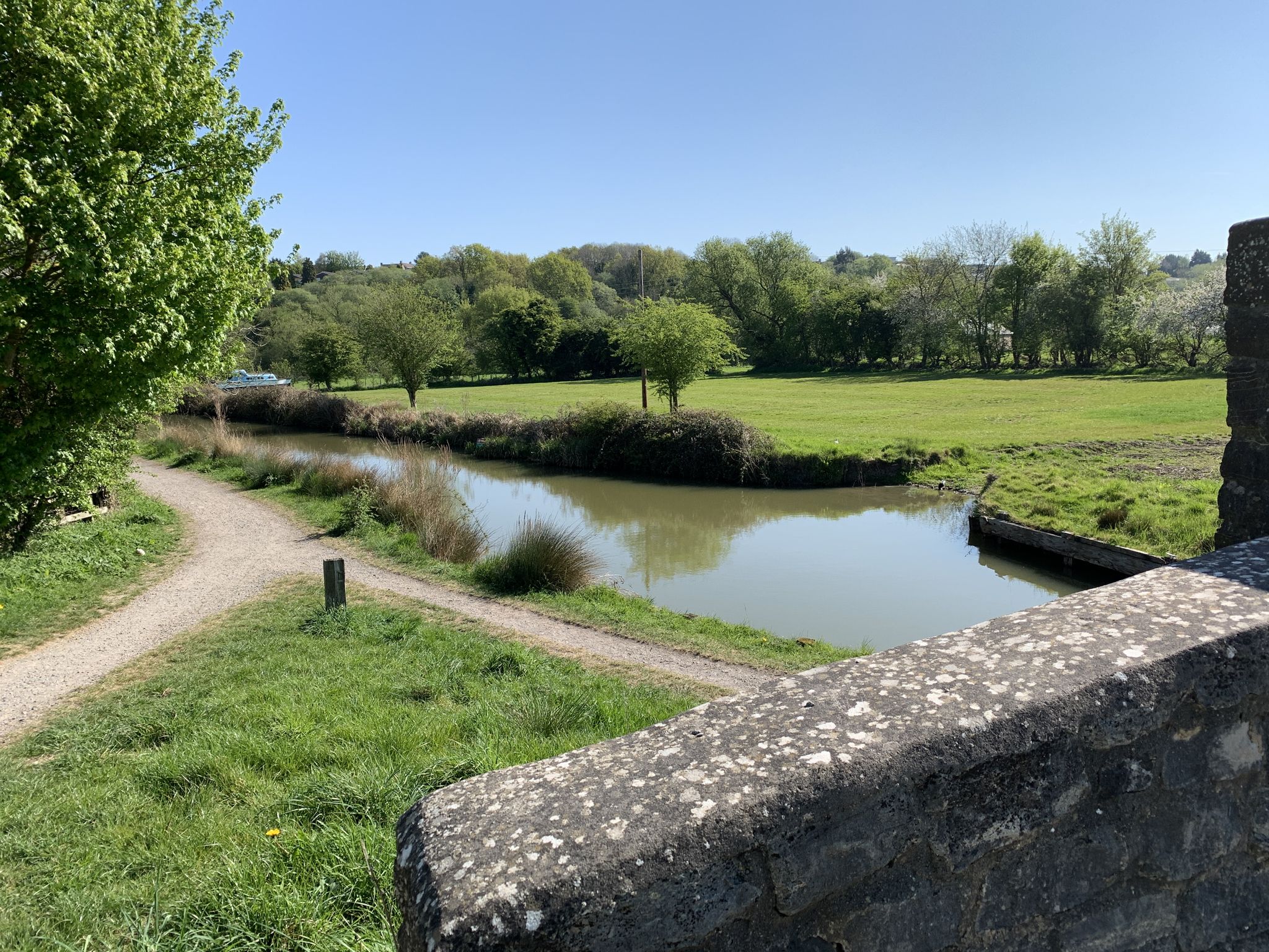 Canal view from Beavens Bridge, off Mill Lane