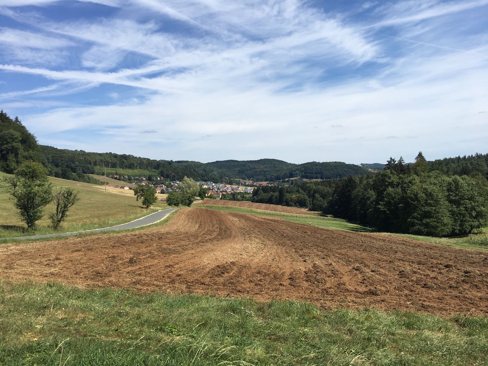 Blick von St. Martin nach Osten das Tal hinunter