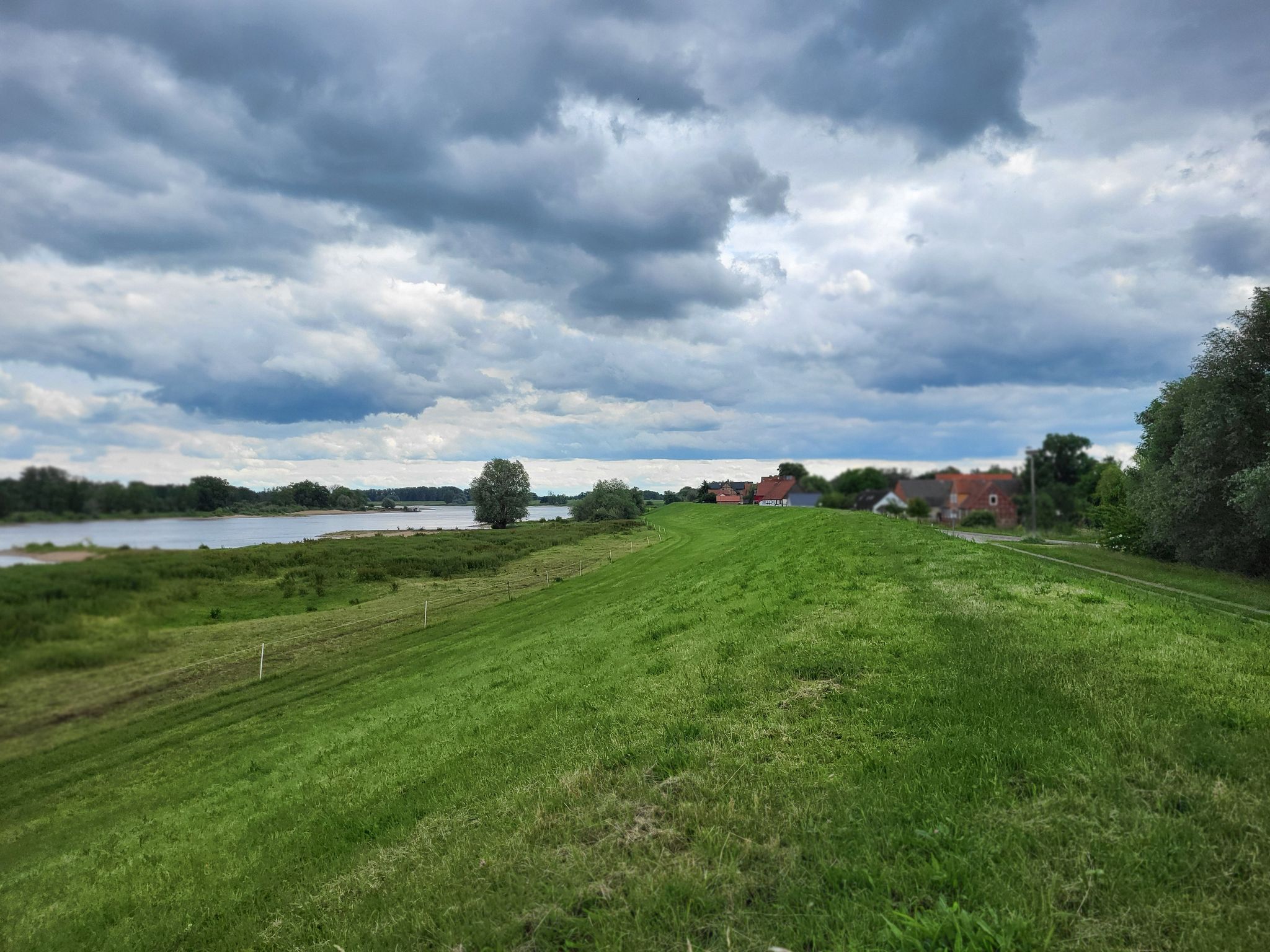 Elbdeich Wahrenberg
