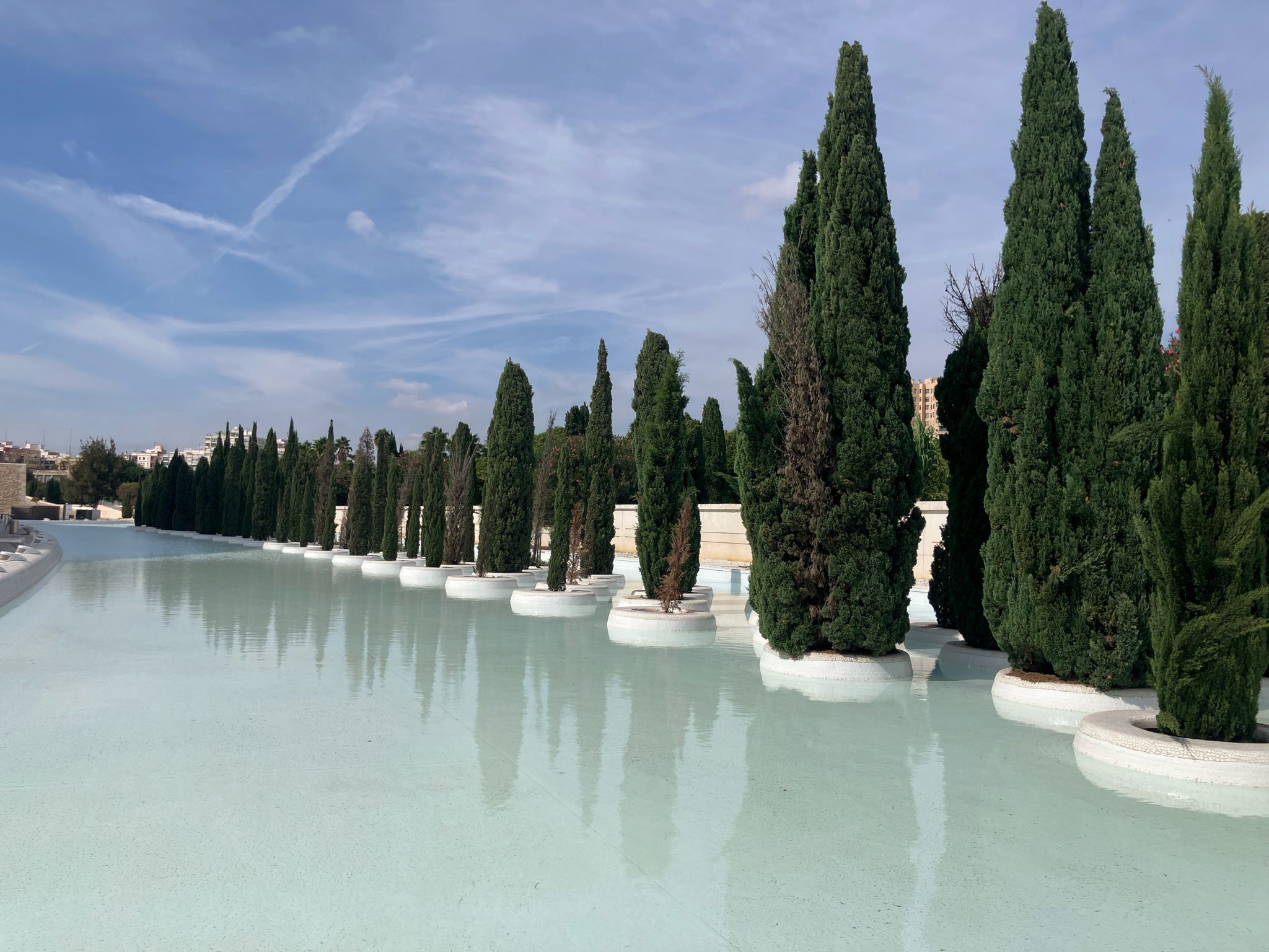 Architektonische Wasserbecken