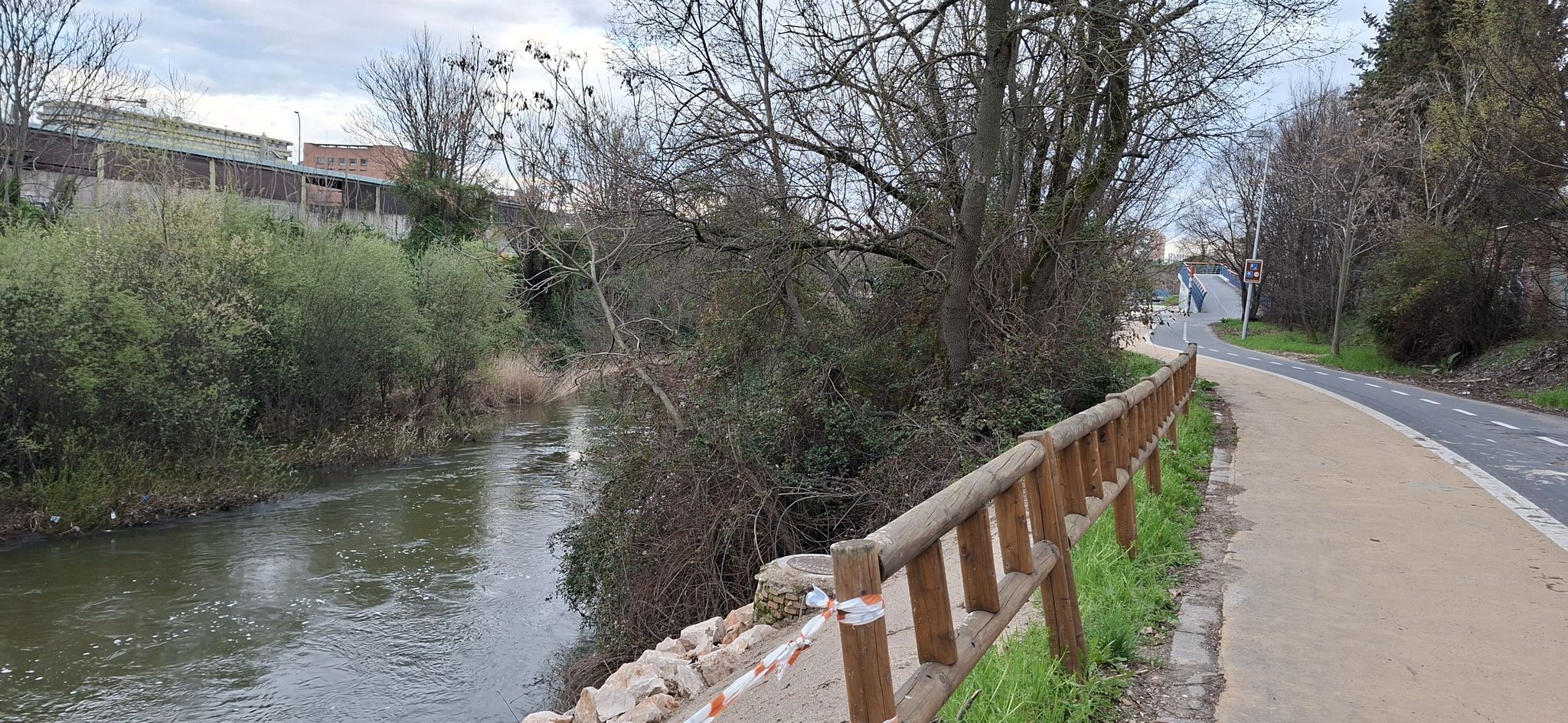 Río Manzanares y carril bici