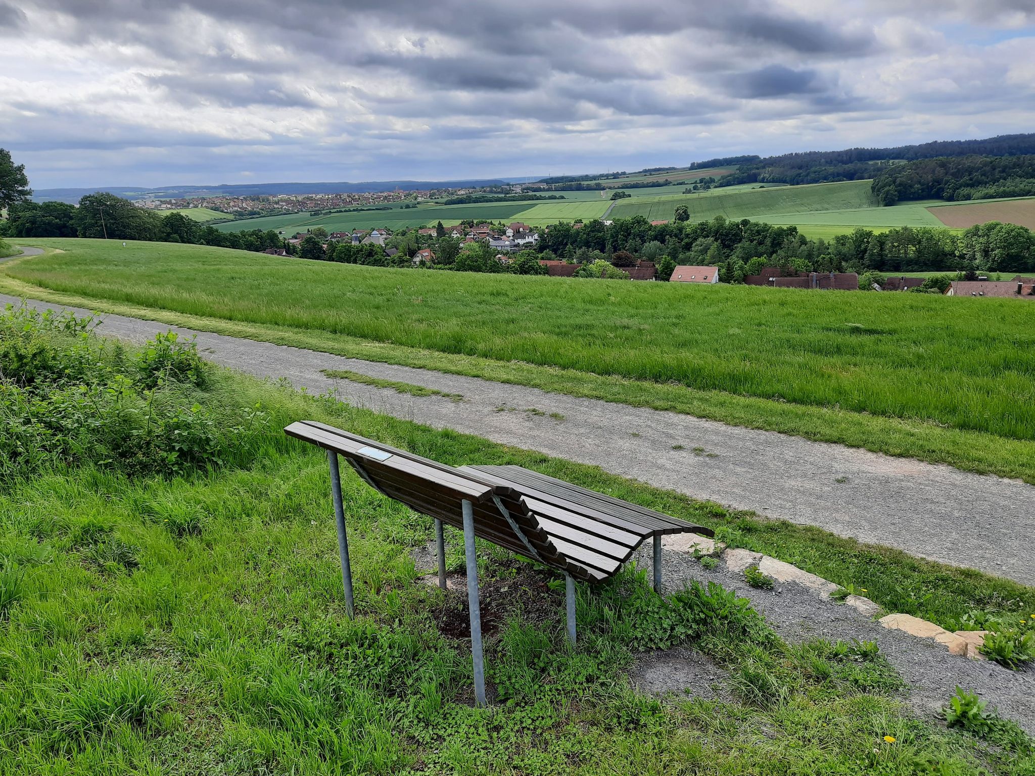 Blick auf Leutershausen und Hohenroth
