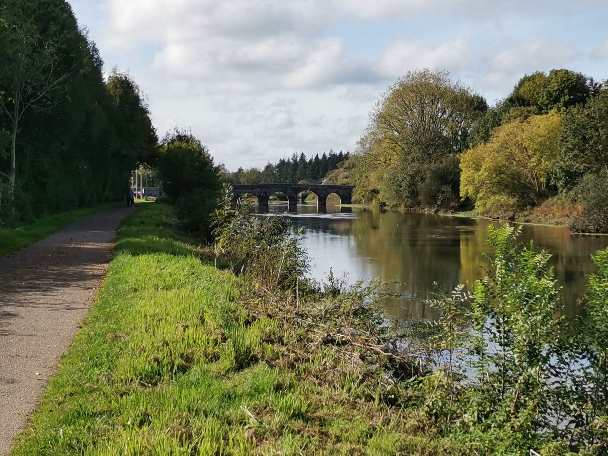 vieux pont de Pont Réan