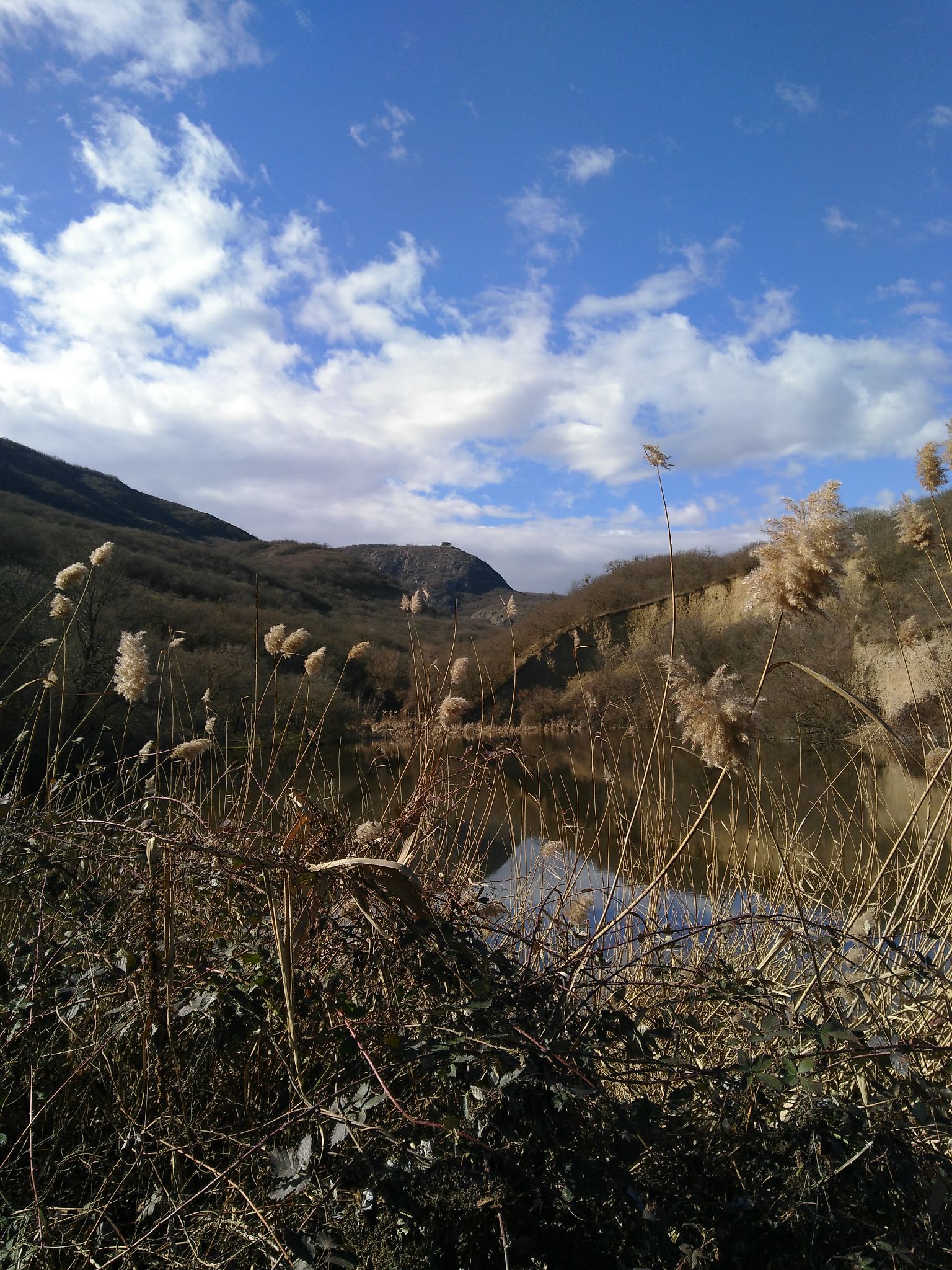 Kleiner See am Fuße des Eagle Canyon, unterhalb der Fasanenfarm