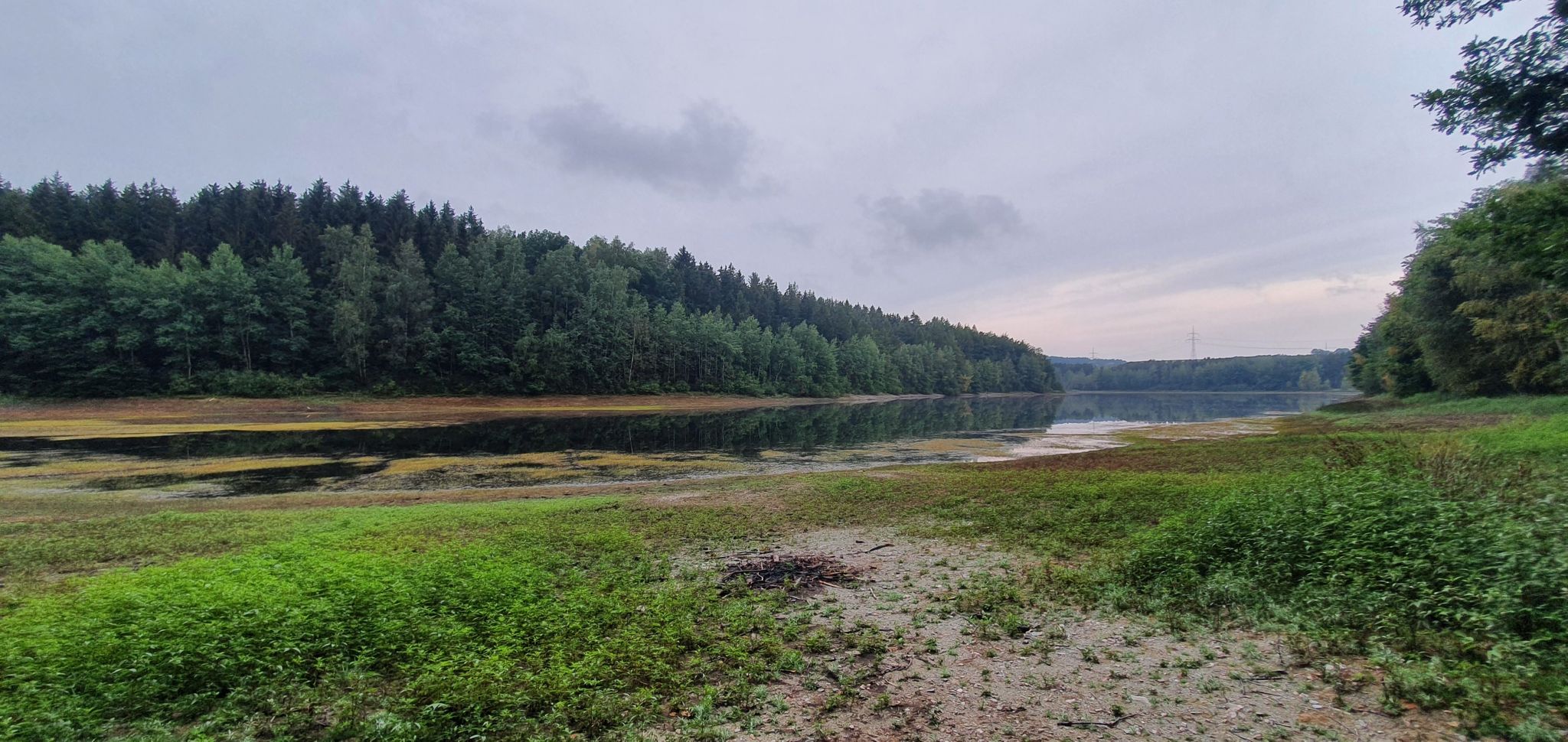 auch hier ist ganz schönes Niedrigwasser