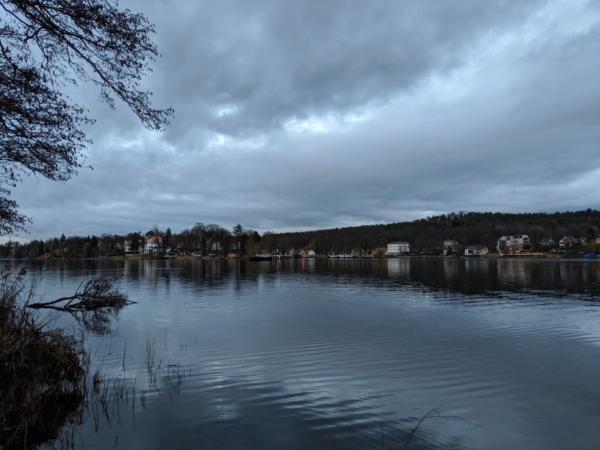 Blick über den Flakensee auf die Woltersdorfer Schleuse