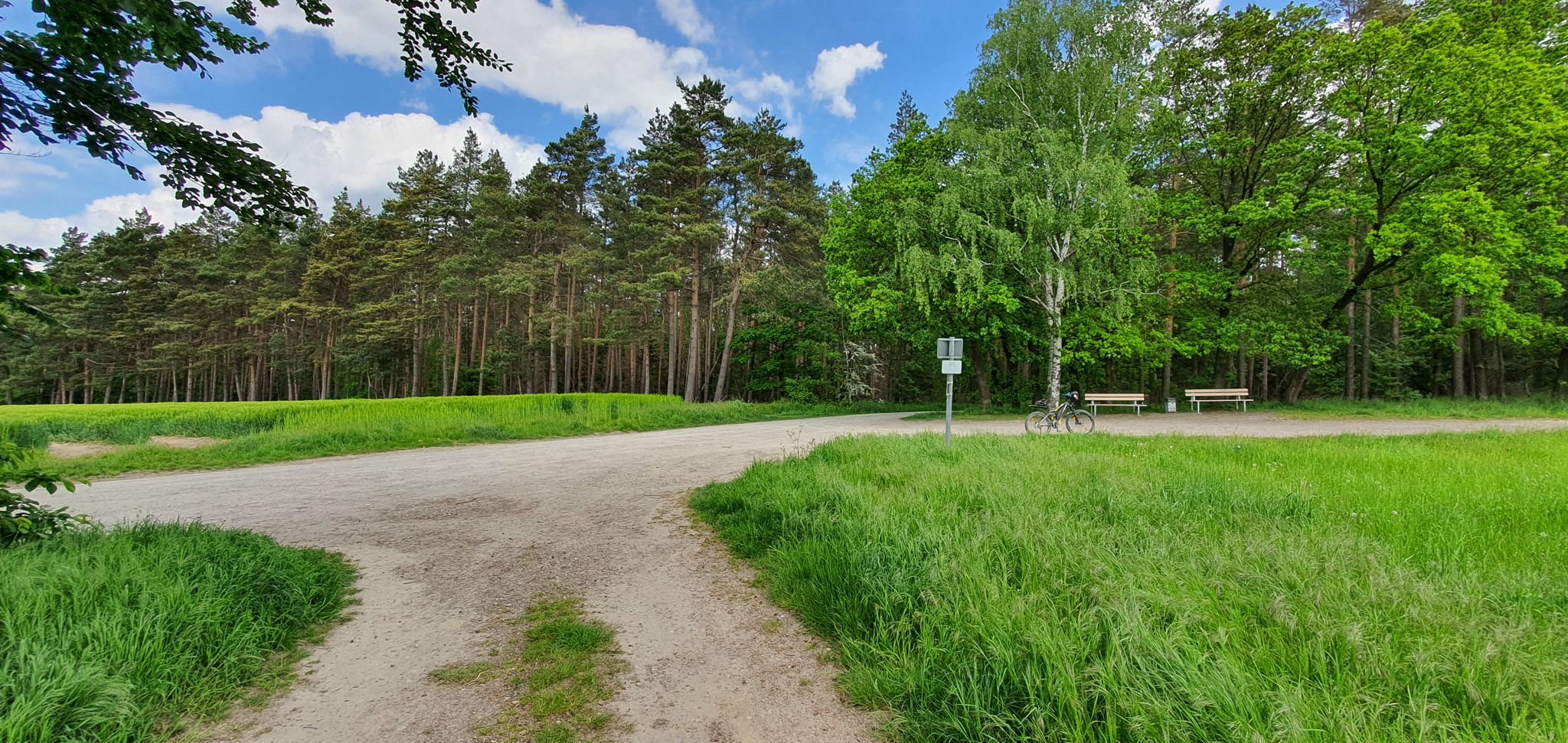 rechts fahren