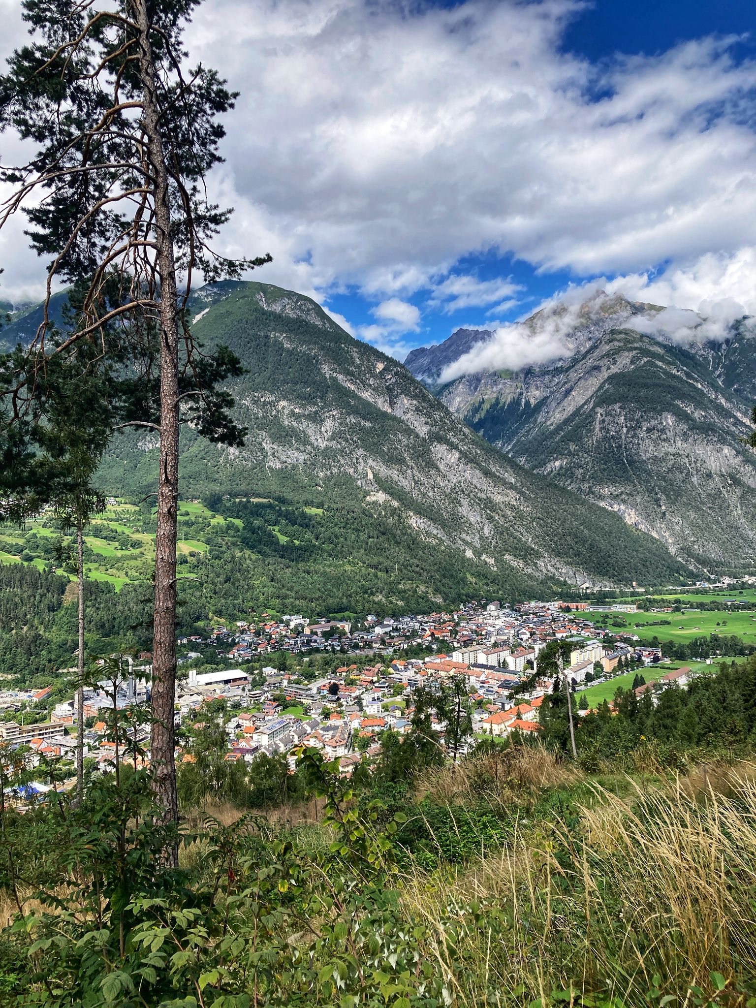 Blick zurück nach Landeck