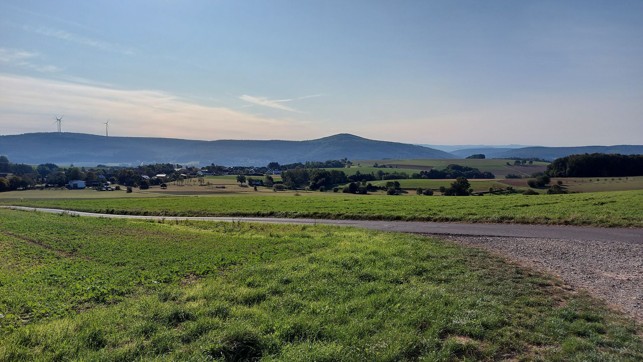 Holzheim mit Stoppelsberg 