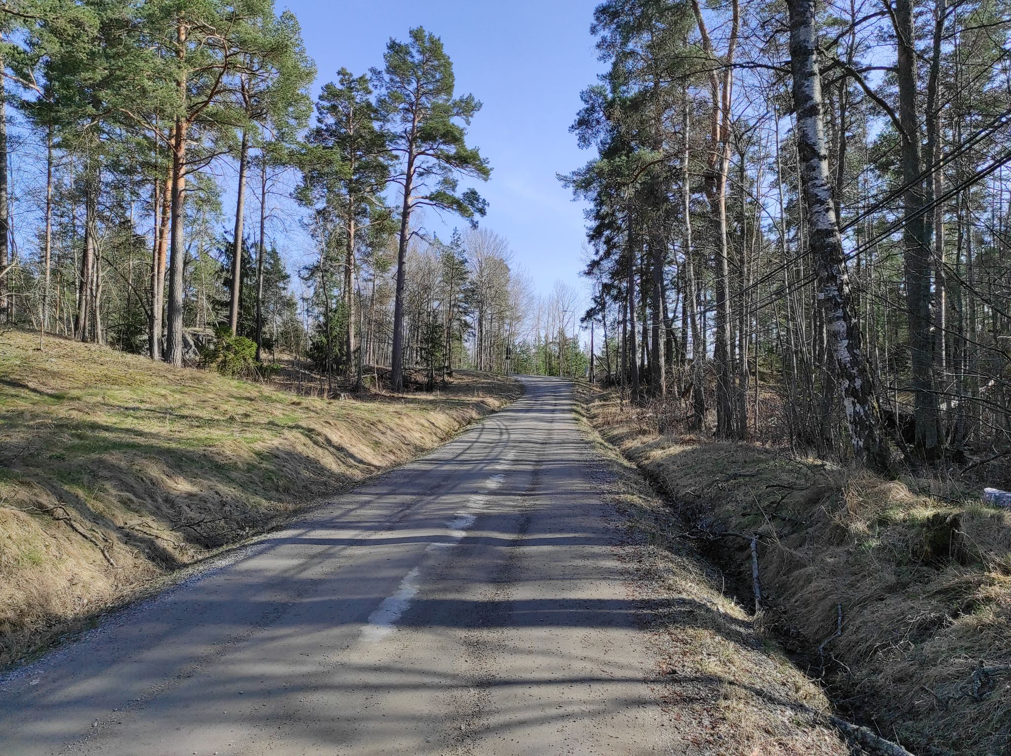 Followed by some smooth and scenic gravel roads.