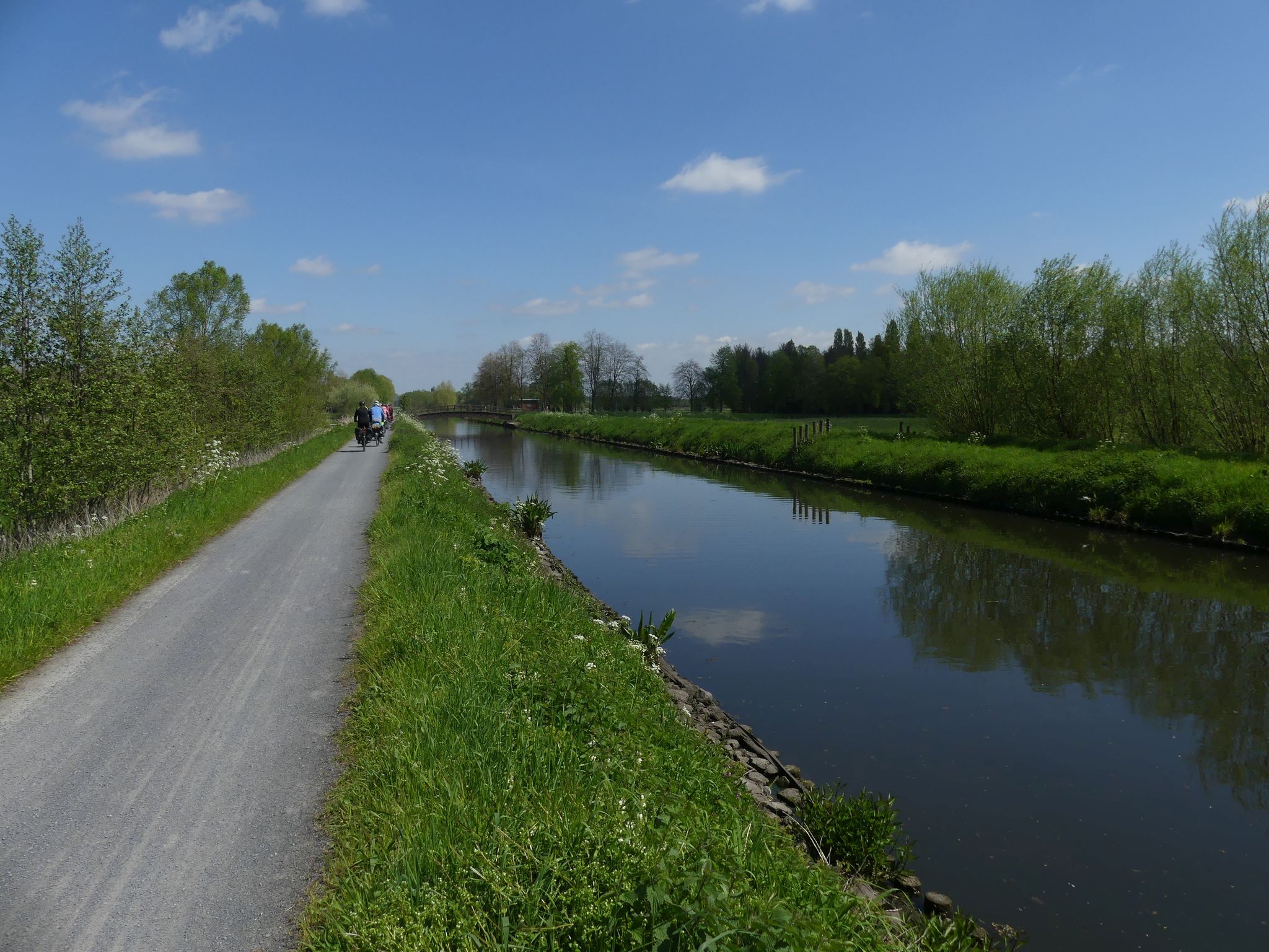 Radweg am Kanal