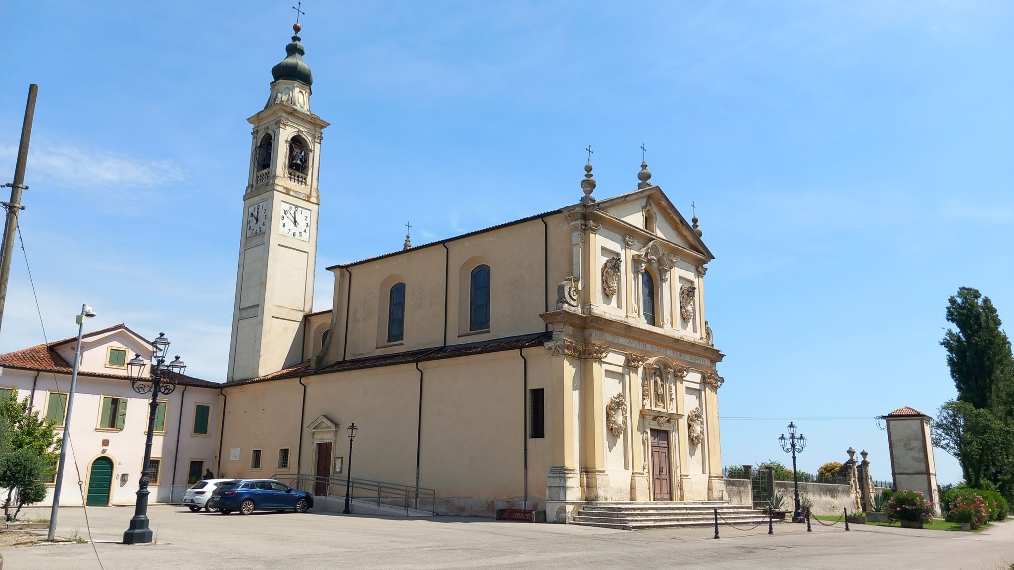 E relativa chiesa