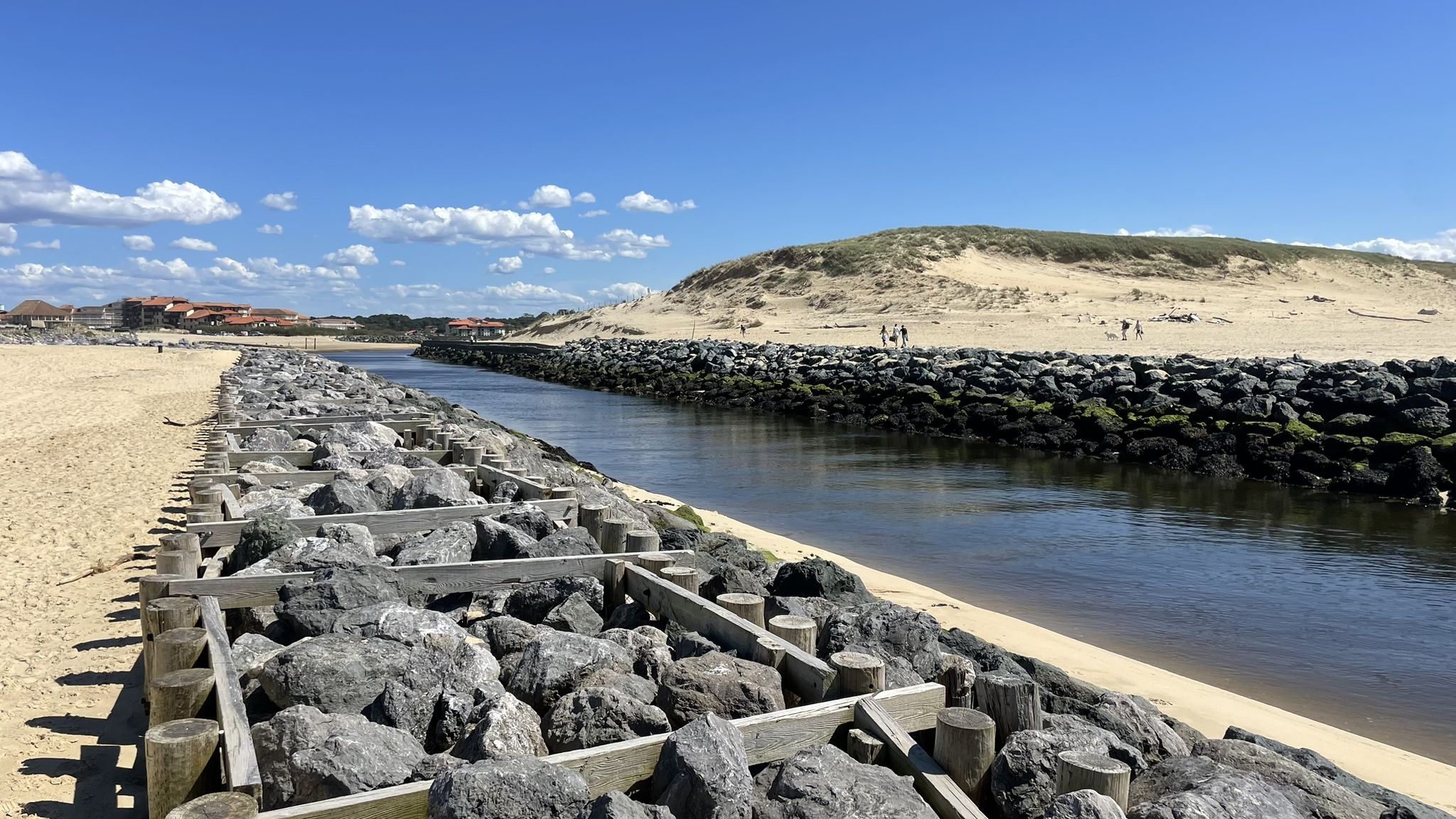 Chenal remontant jusqu'au lac marin de Port d'Albret
