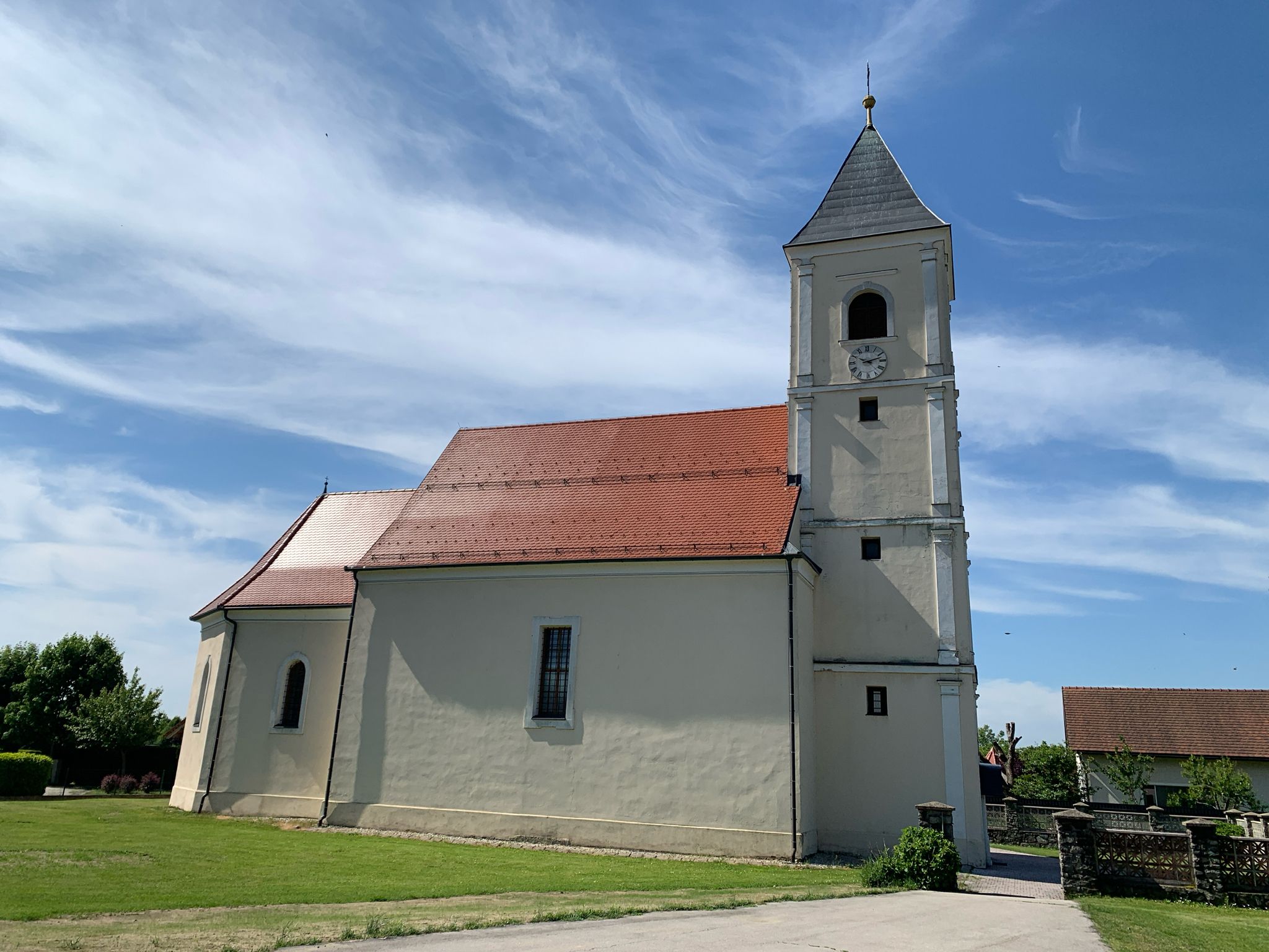 Župnijska cerkev sv. Mihaela