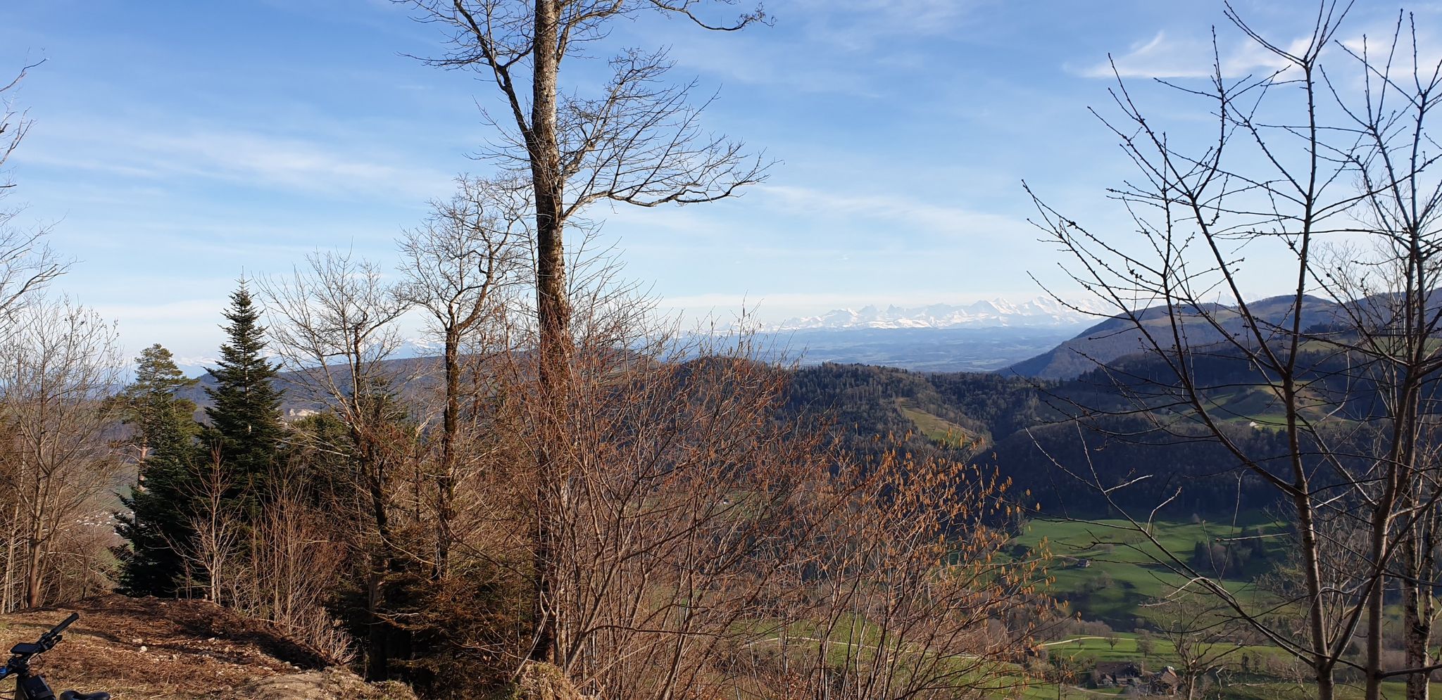 Blick ins Mittelland und Alpen