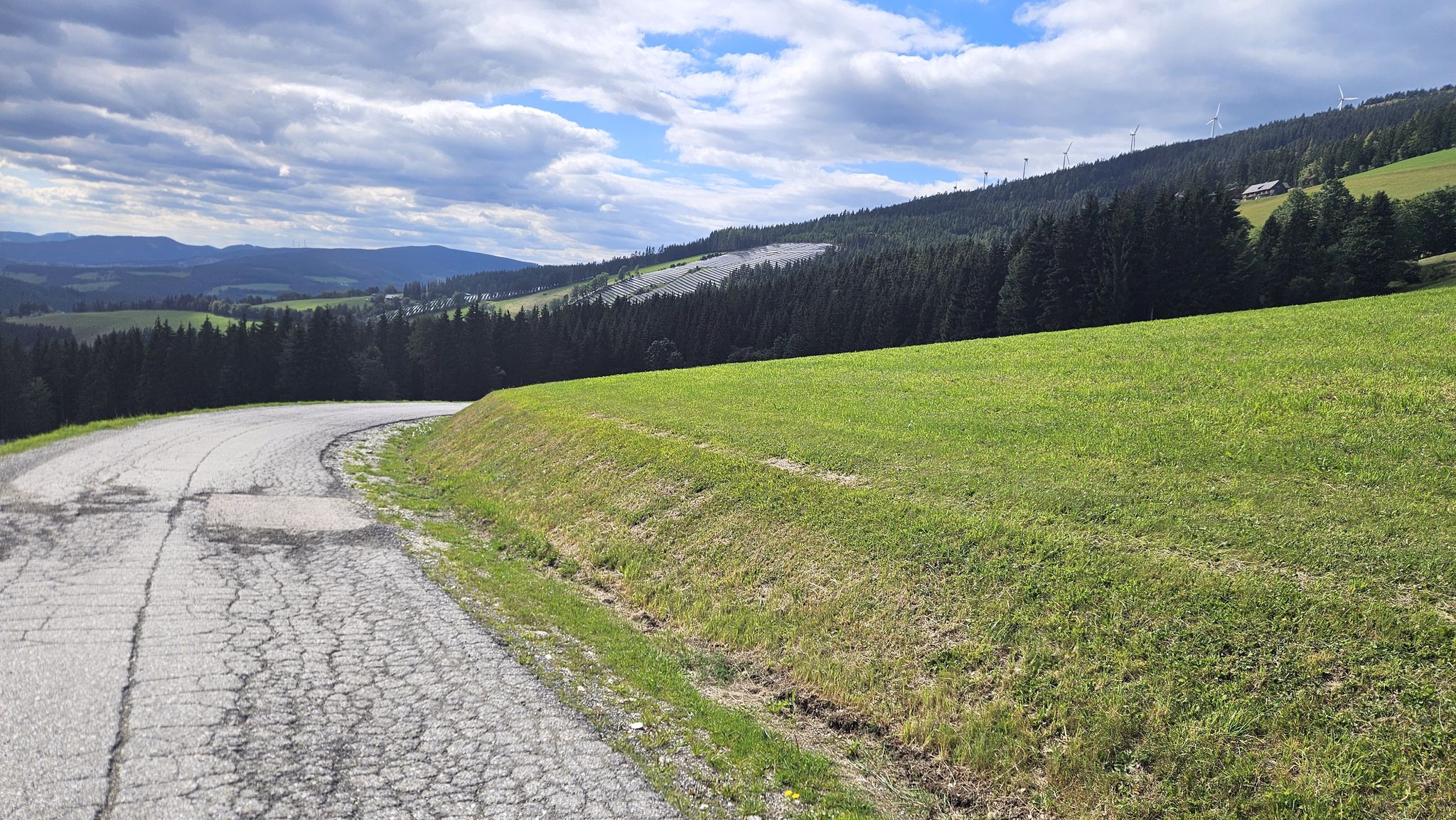 Mega-Photovoltaikanlage für 5.000 Haushalte