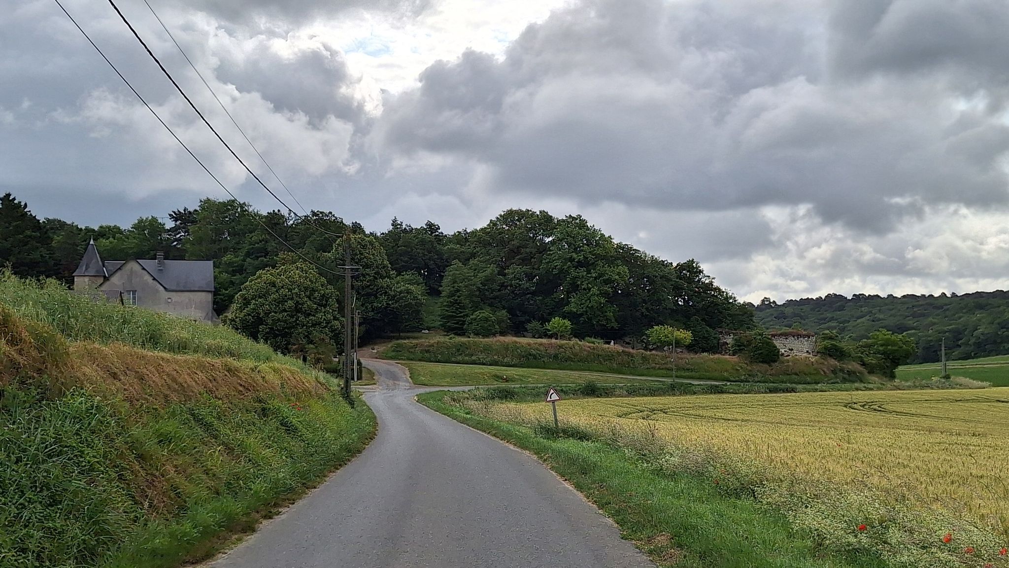 Door glooiend landschap