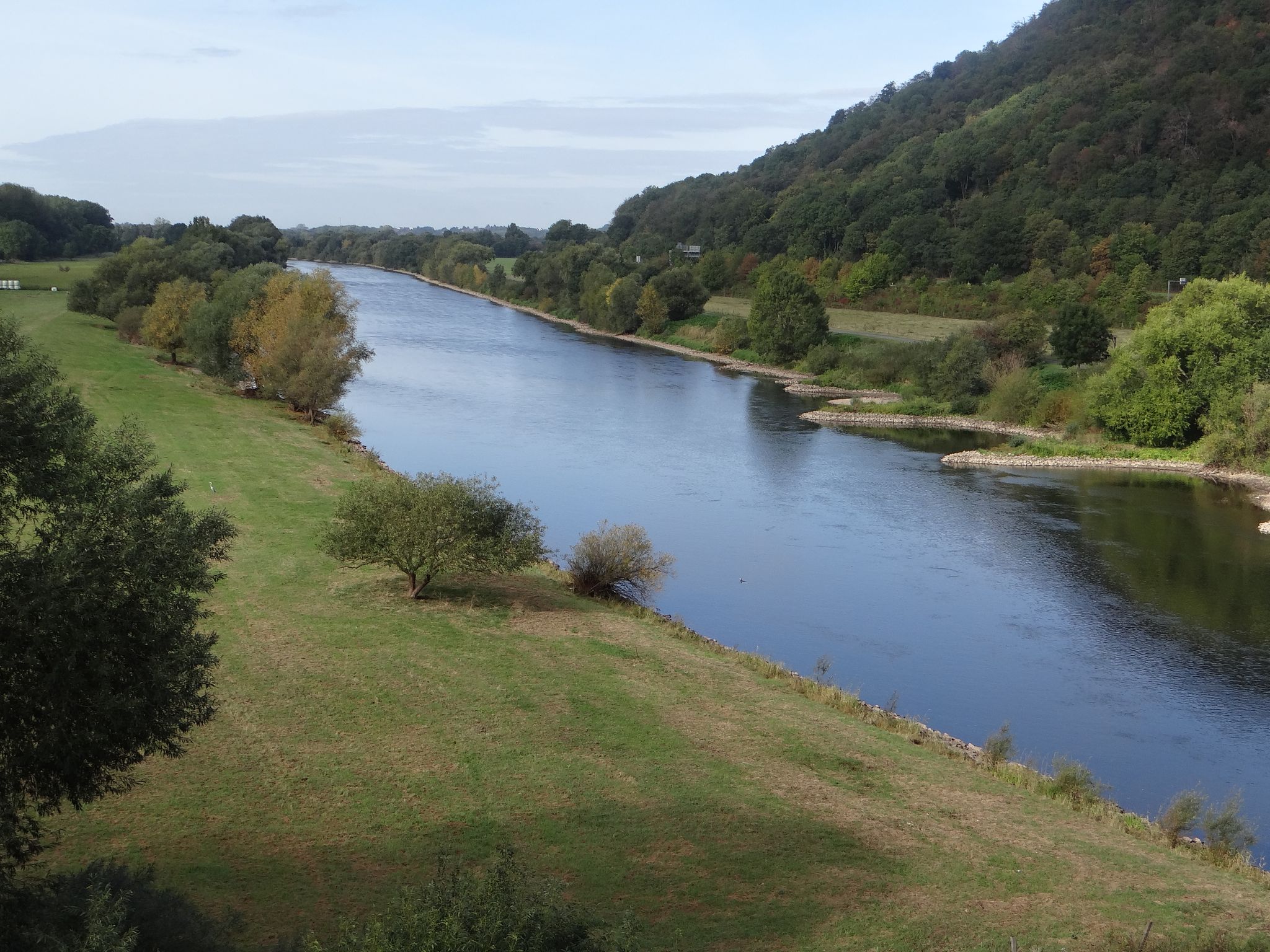 Blick auf die Weser von der Brücke in Porta Westfalica