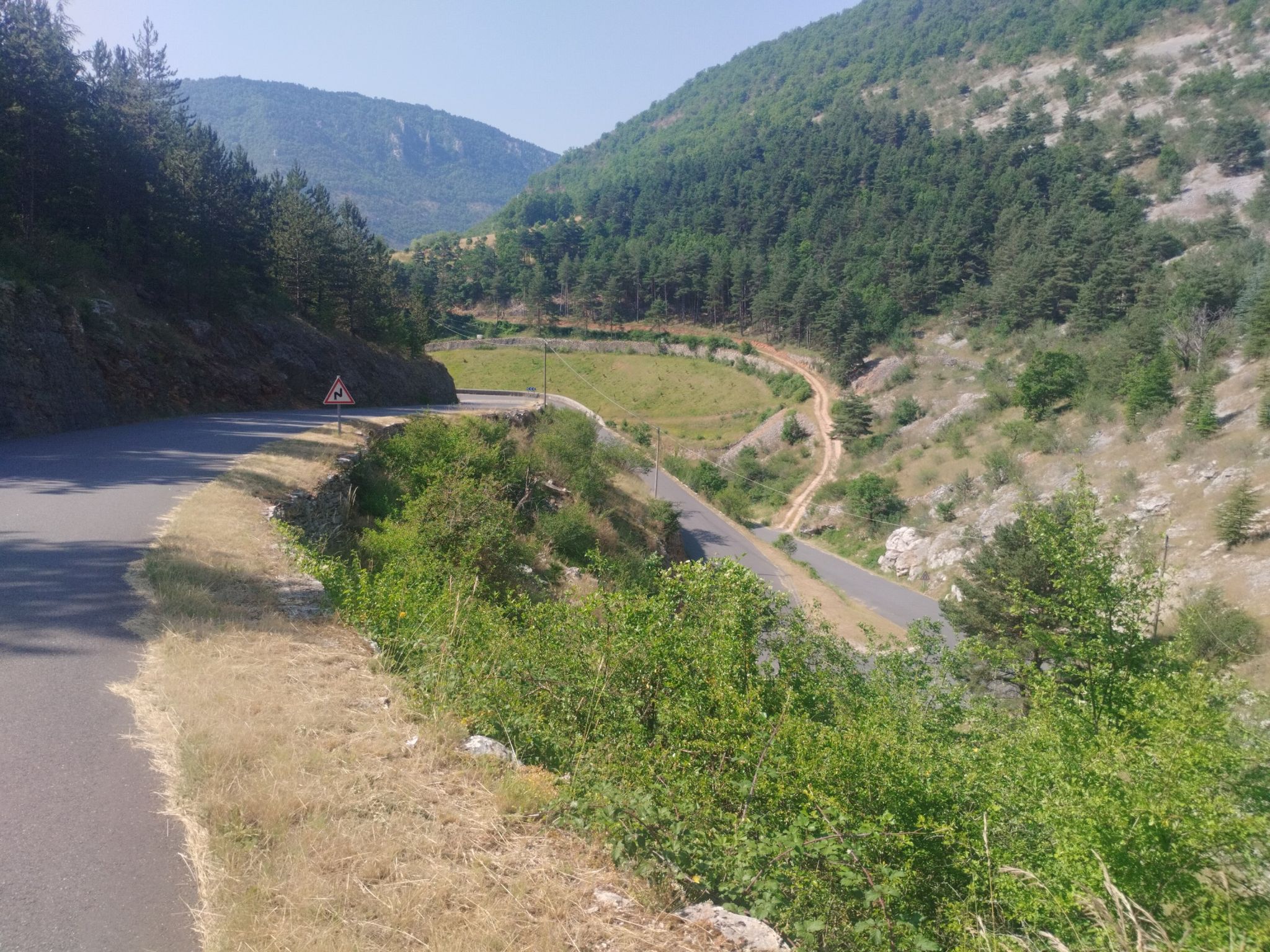D43 zur Gorges du Tarn, Abfahrt