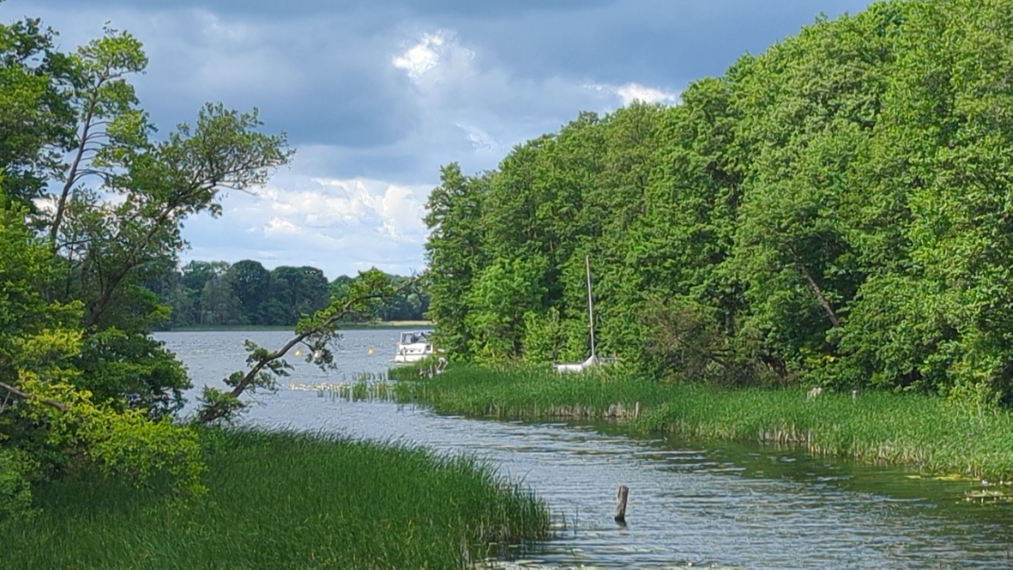 der erste Blick auf den See 
