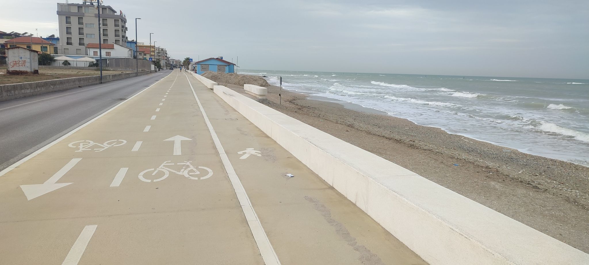 Adria-Radweg am Meer