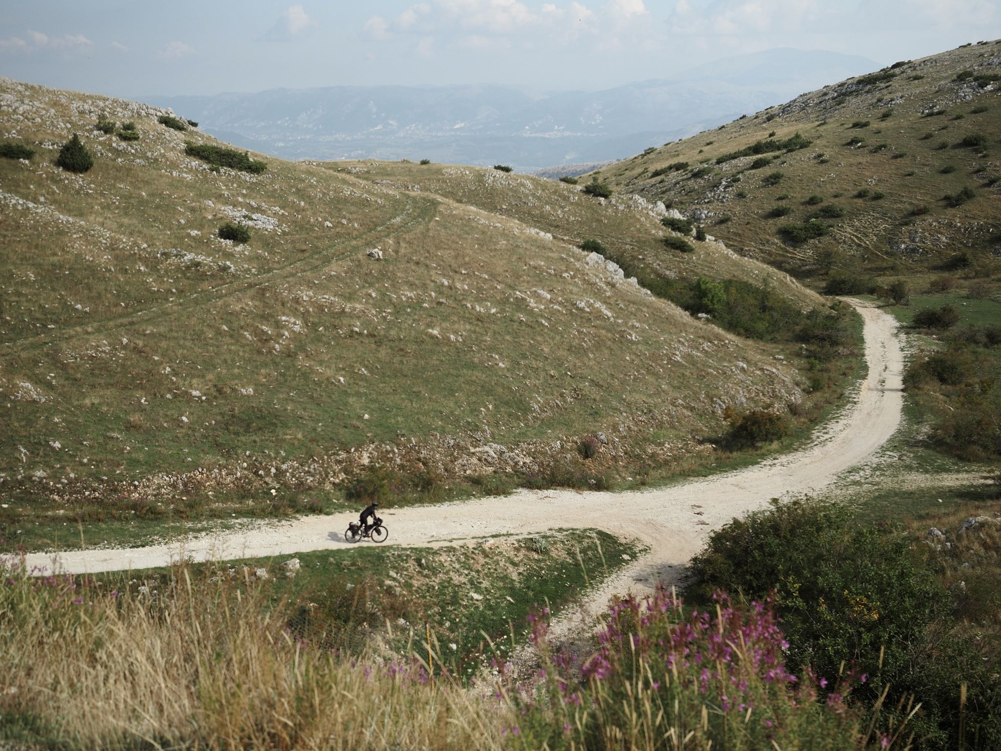Back on Wolf's Lair gravel