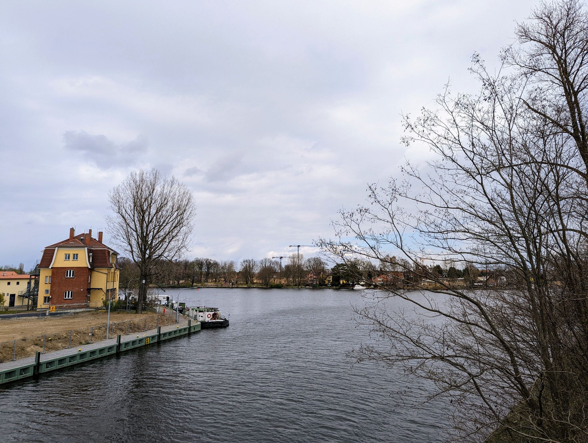 Mündung des Teltowkanals in die Dahme (Grünauer Brücke)