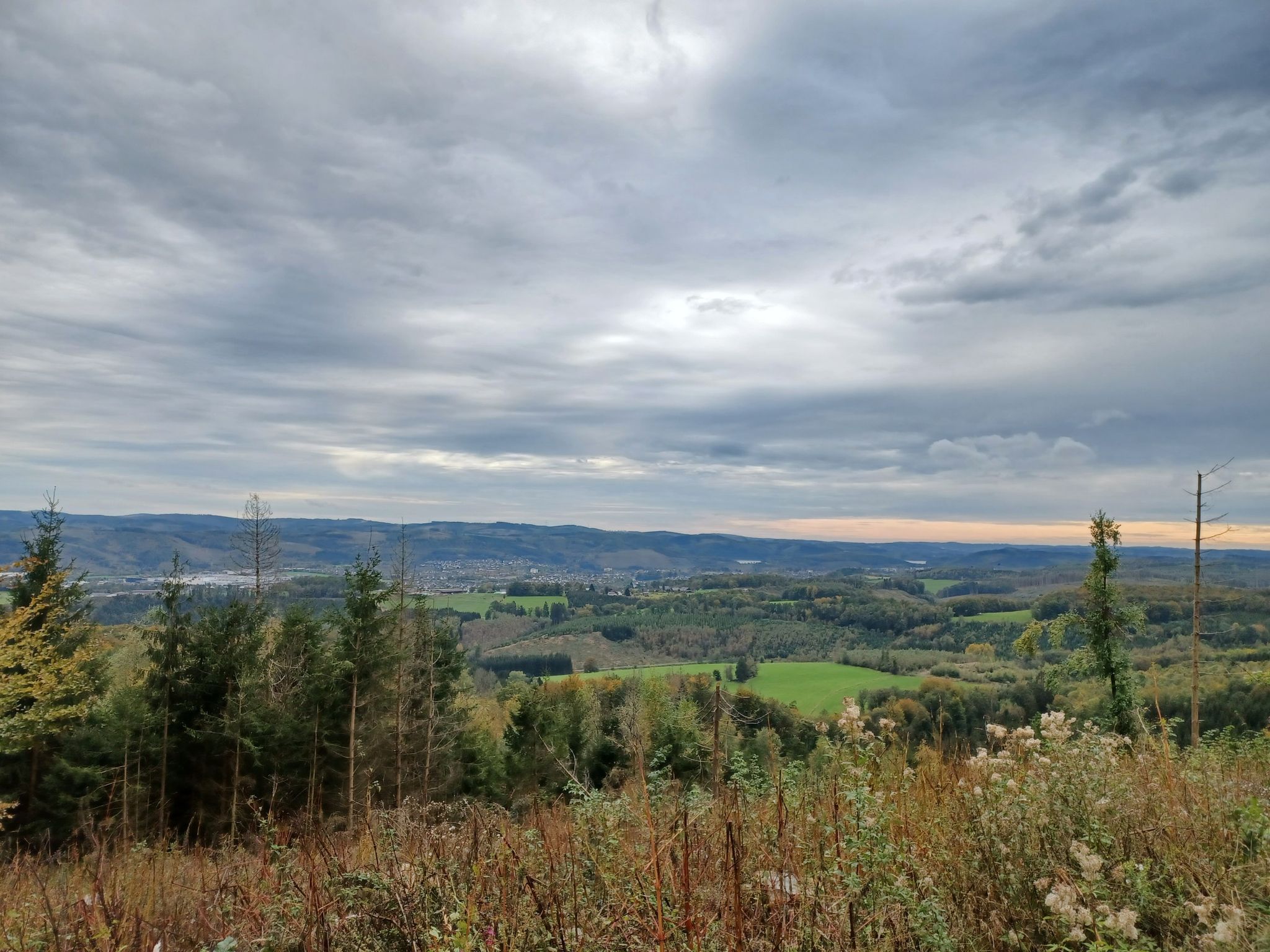 Blick auf Ennest und Schwalbenohl