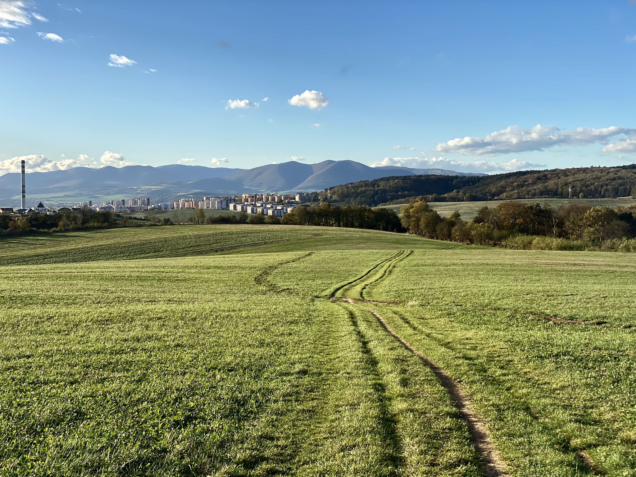 Blick auf die Neubausiedling in Trencin